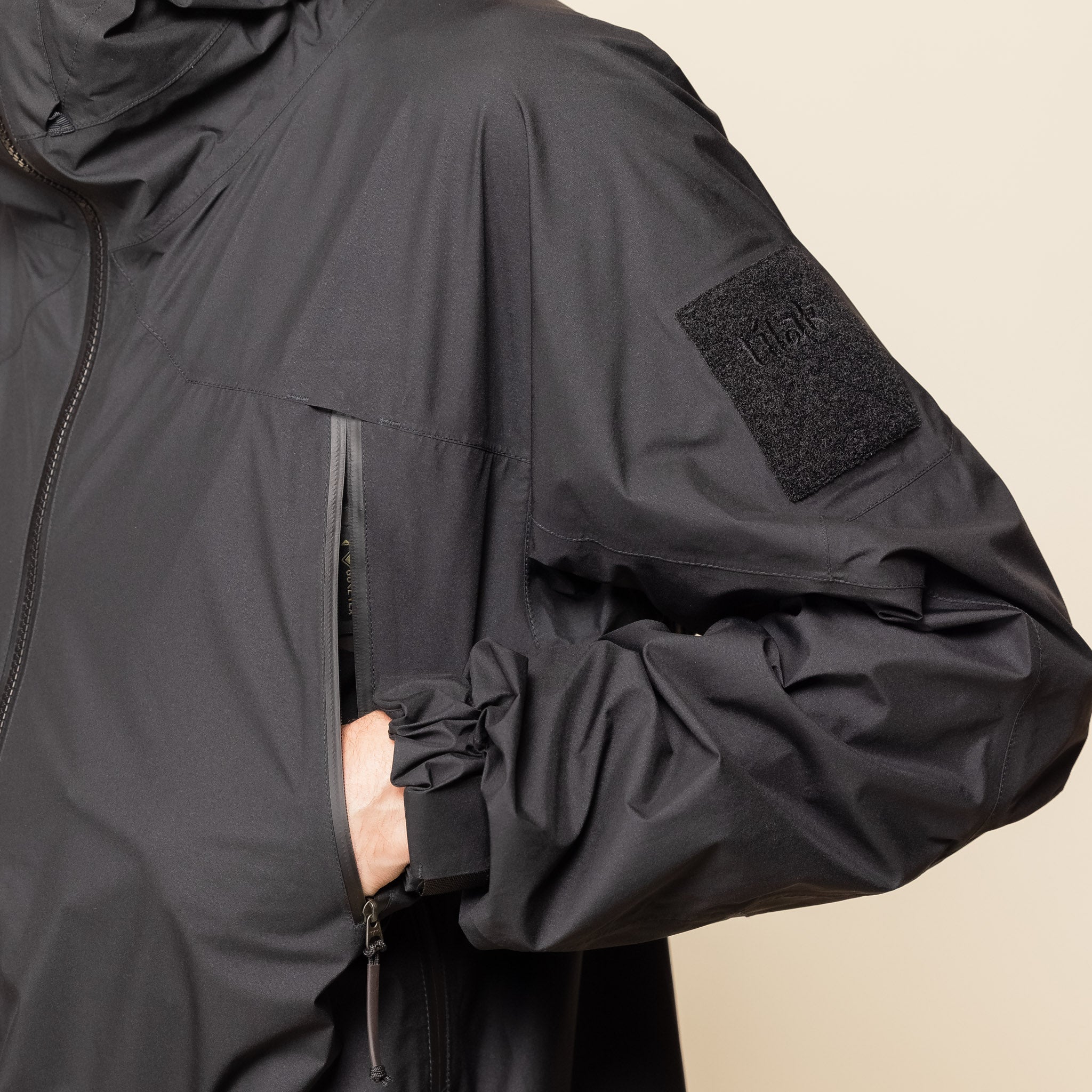 Tilak - Stinger MiG Gore-Tex Paclite Jacket - Black