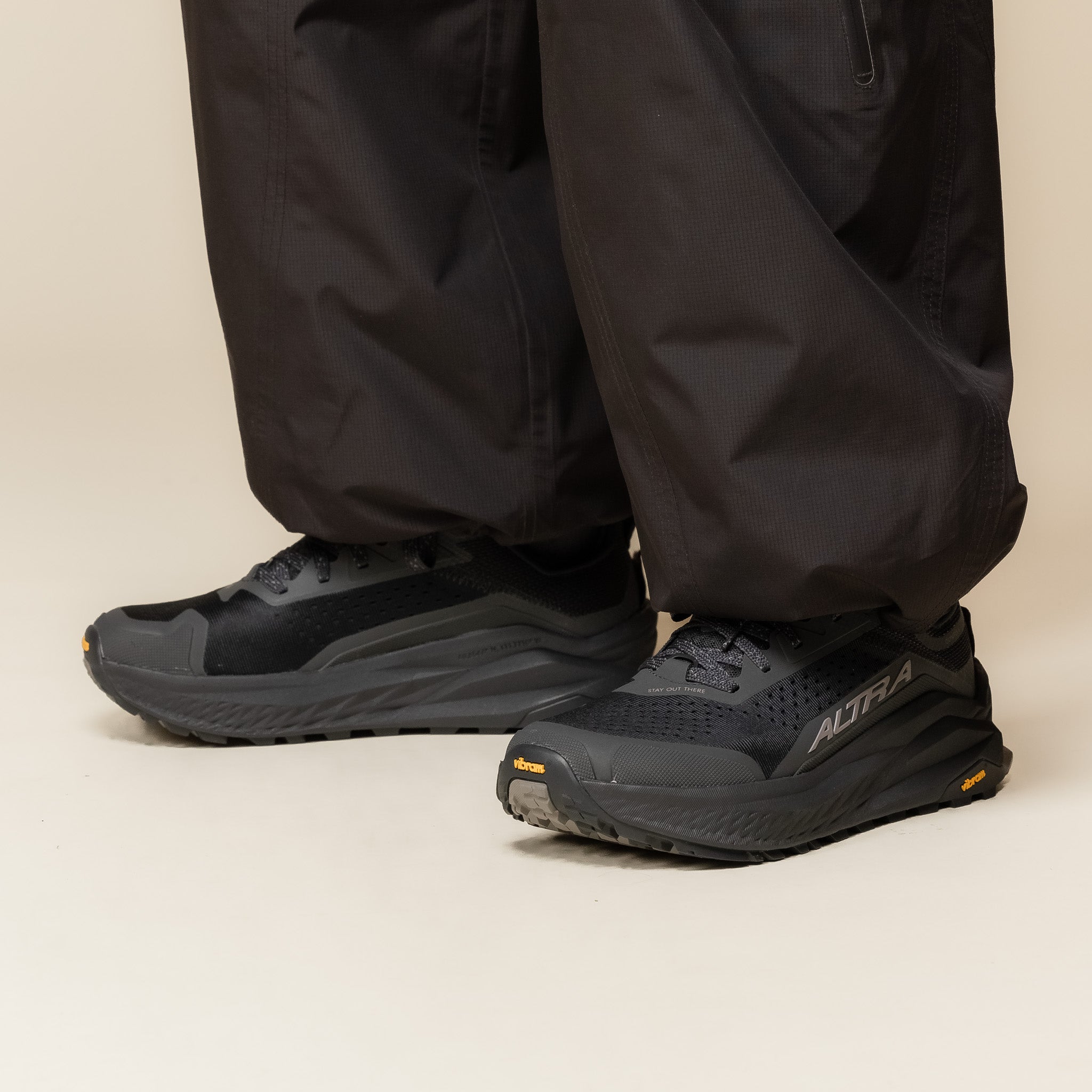 Altra - Olympus 6 Trail Shoe - Triple Black SKU: AL0A85NJ001