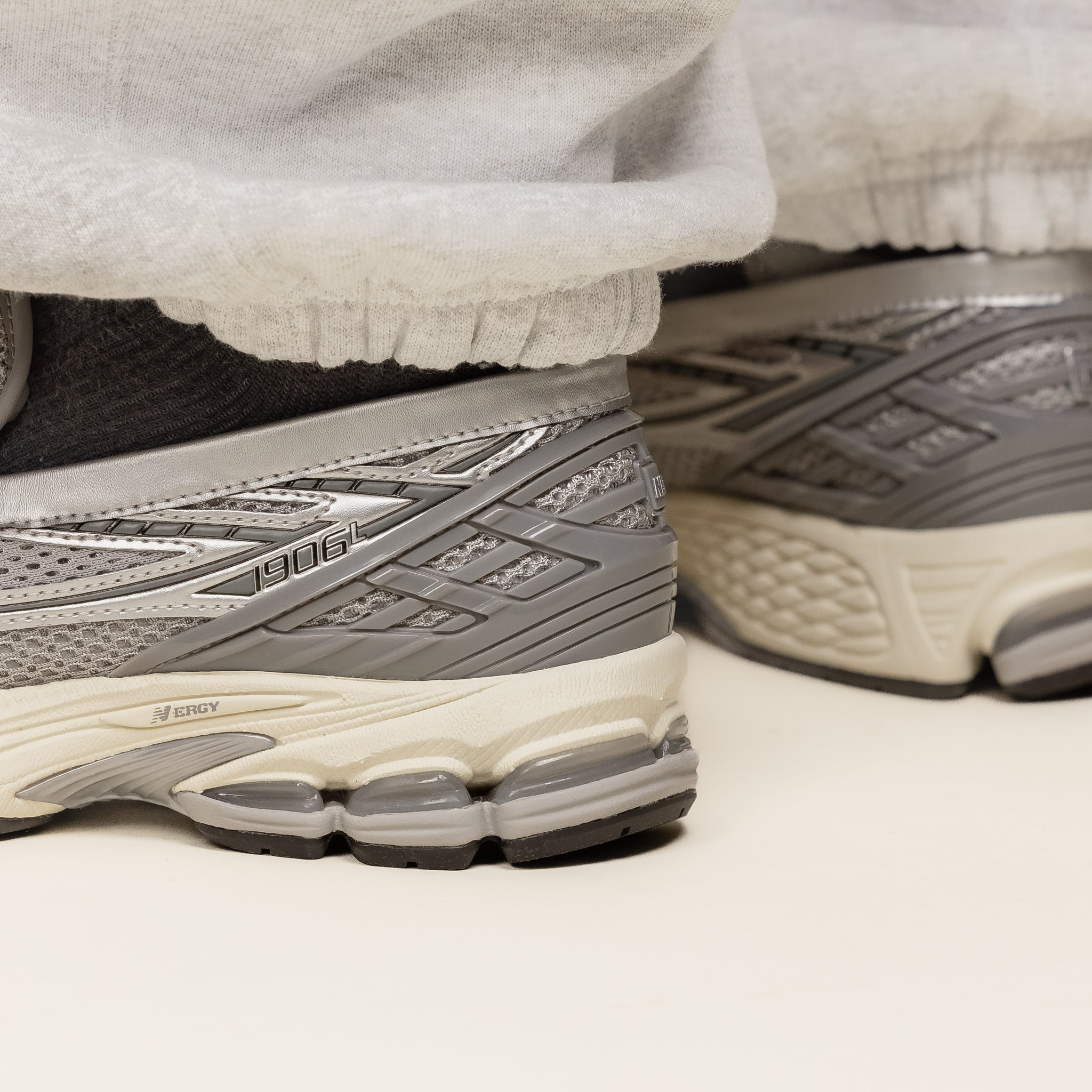New Balance - 1906L Loafer - Silver U1906LAE