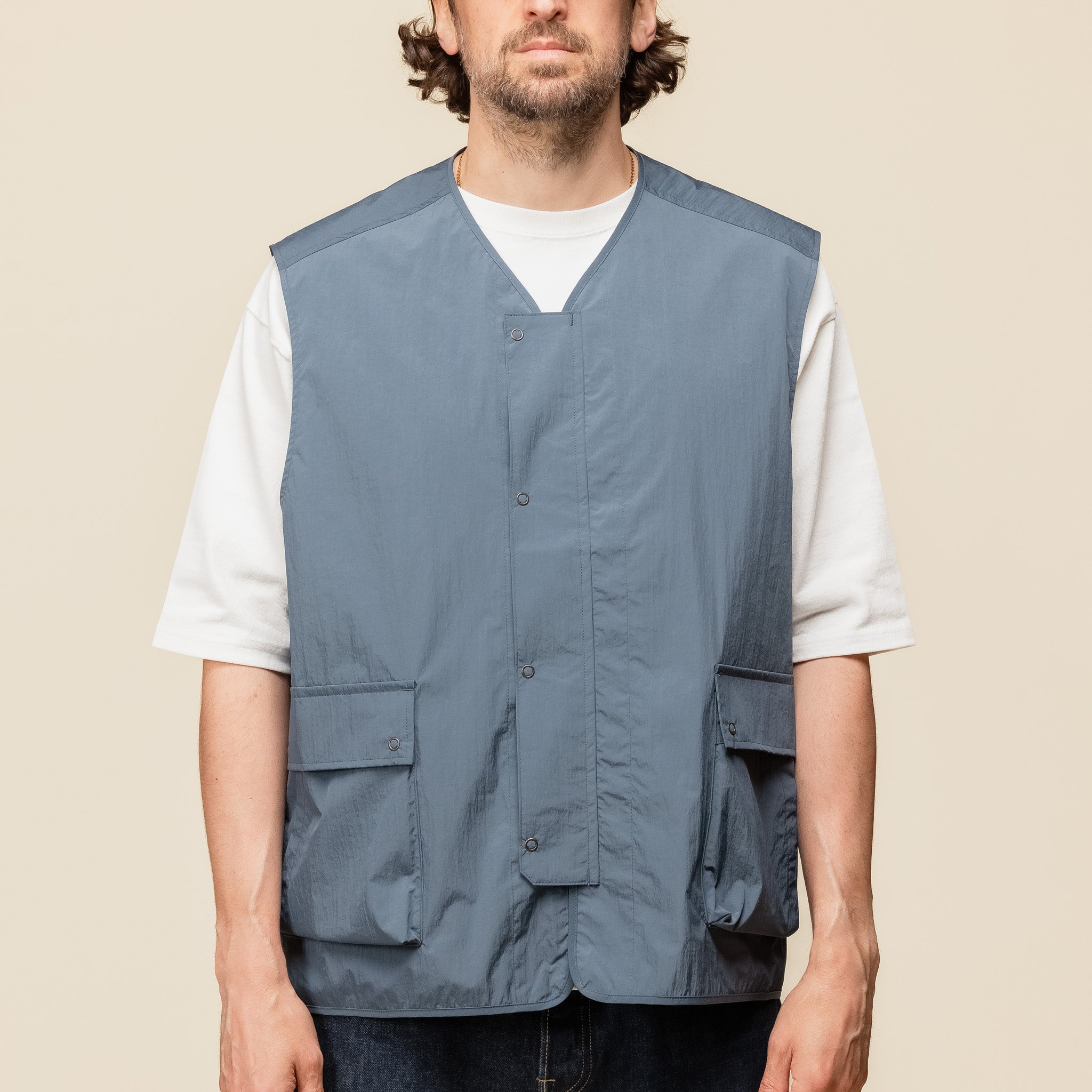 VE02241OS Still by Hand - Large Pocket Nylon Vest - Blue Grey