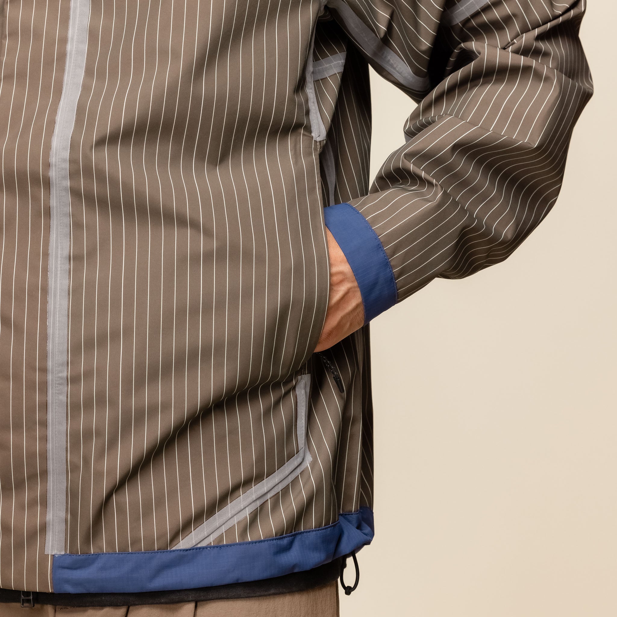 Helly Hansen Archive HH-118389225 - Arc Reversed Storm Shell Jacket - Mole Brown Pinstripe