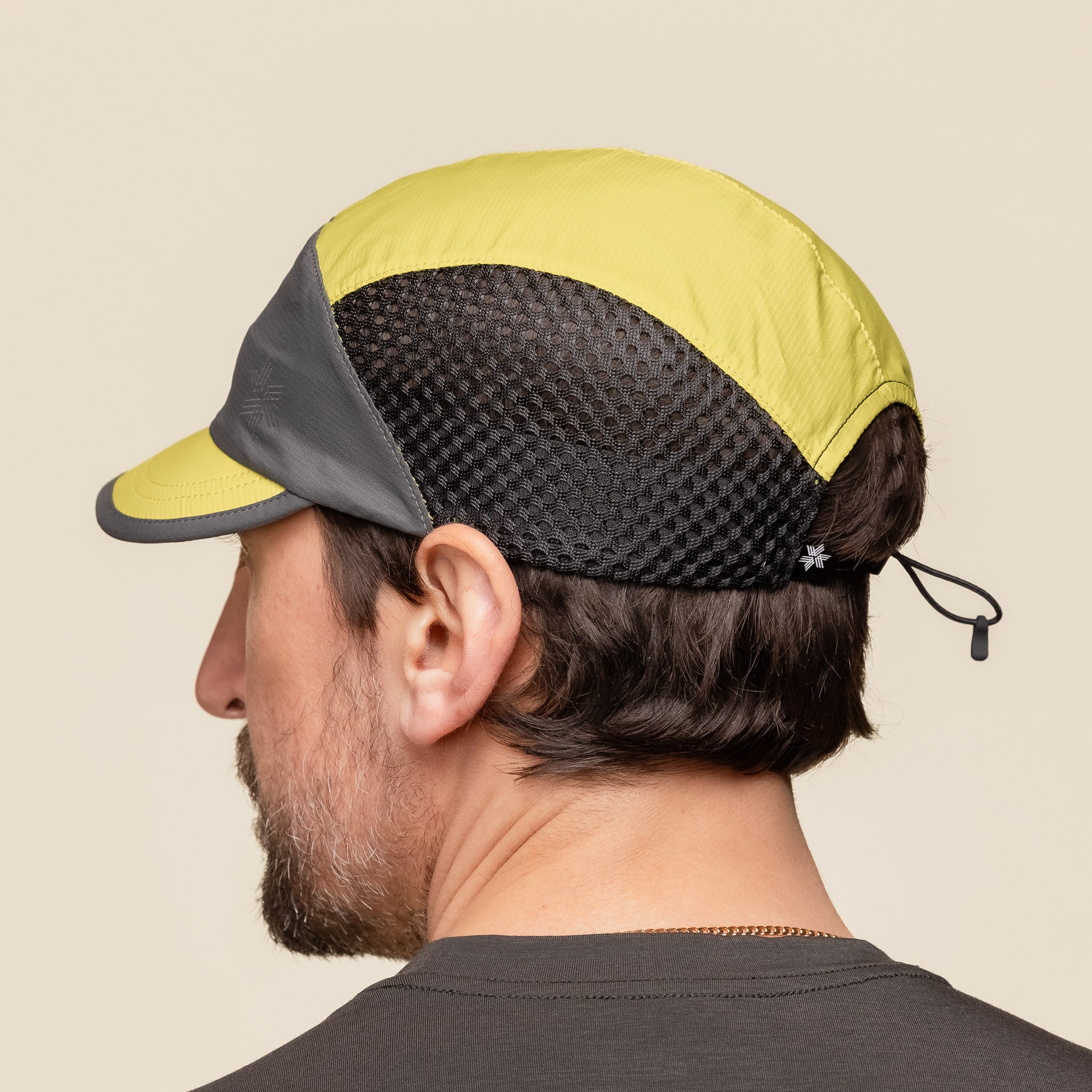 Goldwin - Compact Run Mesh Cap - Citronelle x Shadow Grey GM95191