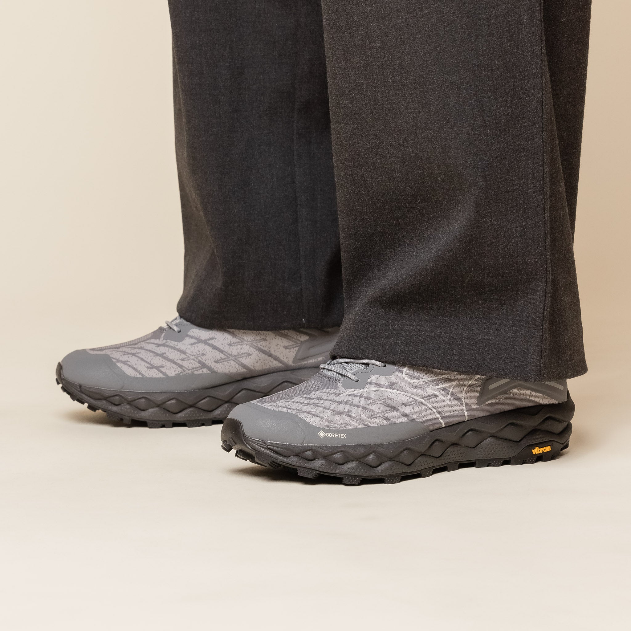 Mizuno - Wave Mujin LS Gore-Tex - Ultimate Grey / Quiet Shade / Harbour Grey