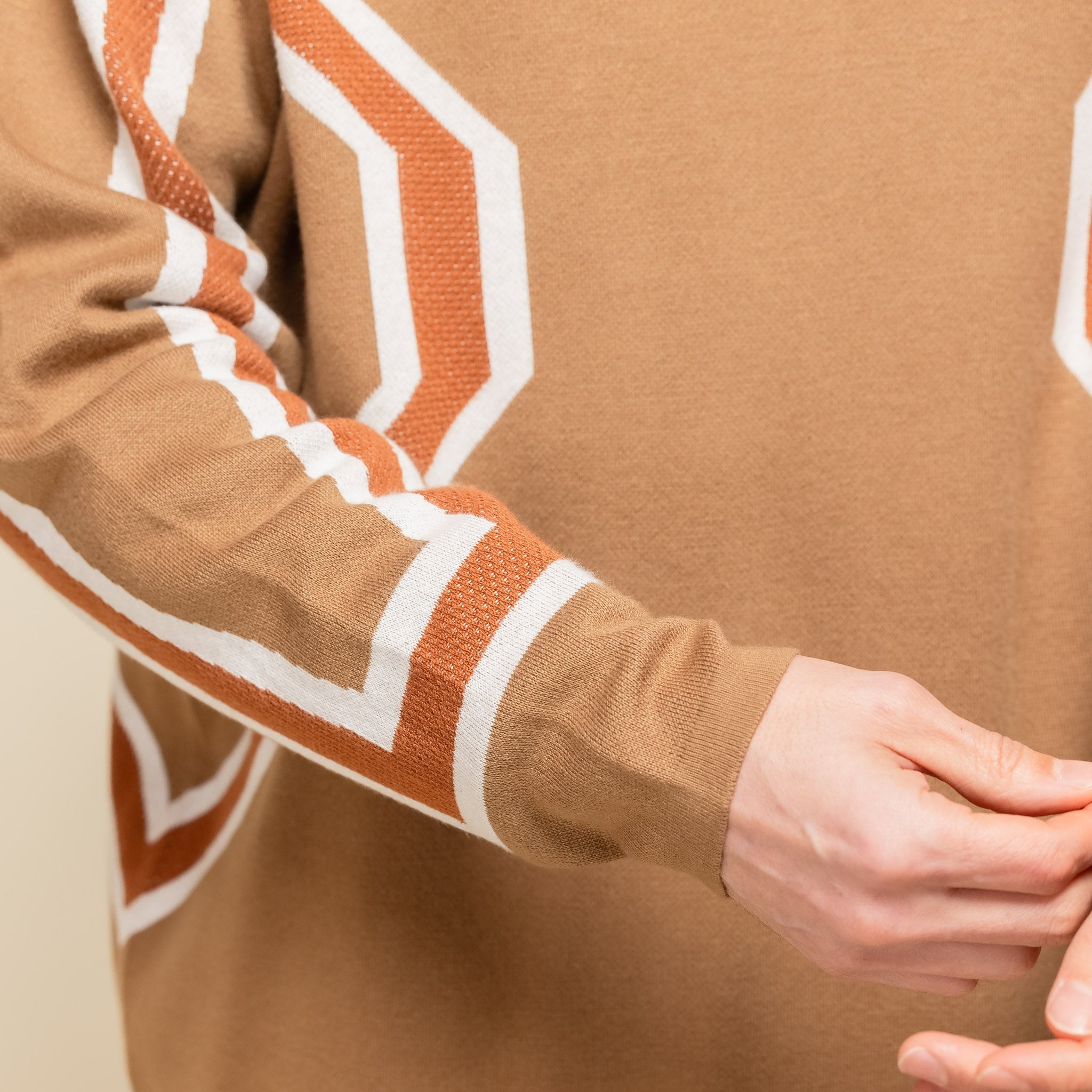 DEMARCOLAB - Idea from DD Knitted Sweater - Brown "demarcolab" "demarcolab stockists" "demarcolab taiwan" "demarco lab" Edit alt text