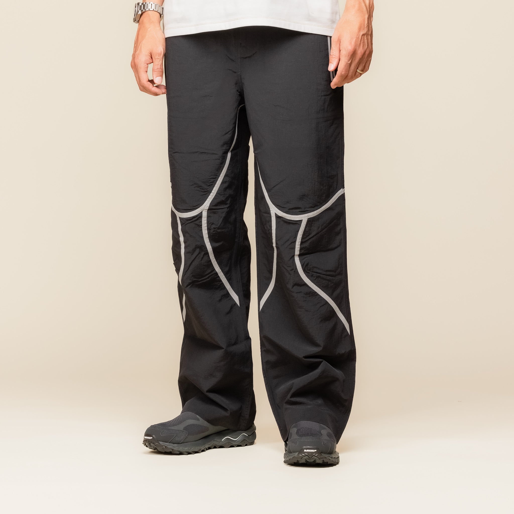 J EONGL I - Zelta Pants - Black