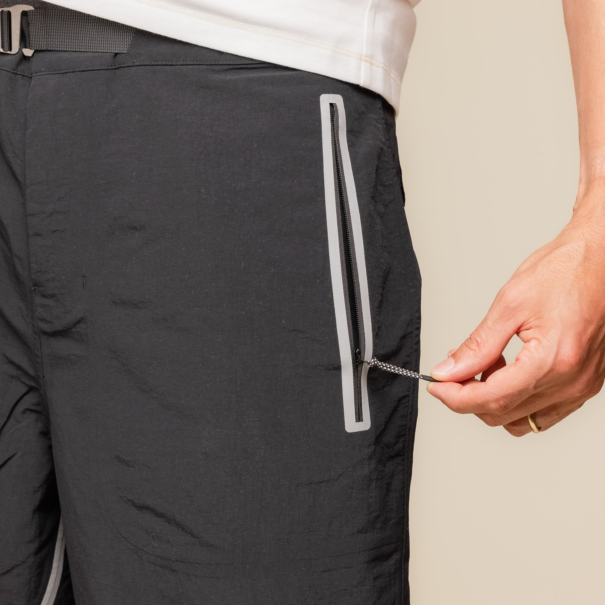 J EONGL I - Zelta Pants - Black