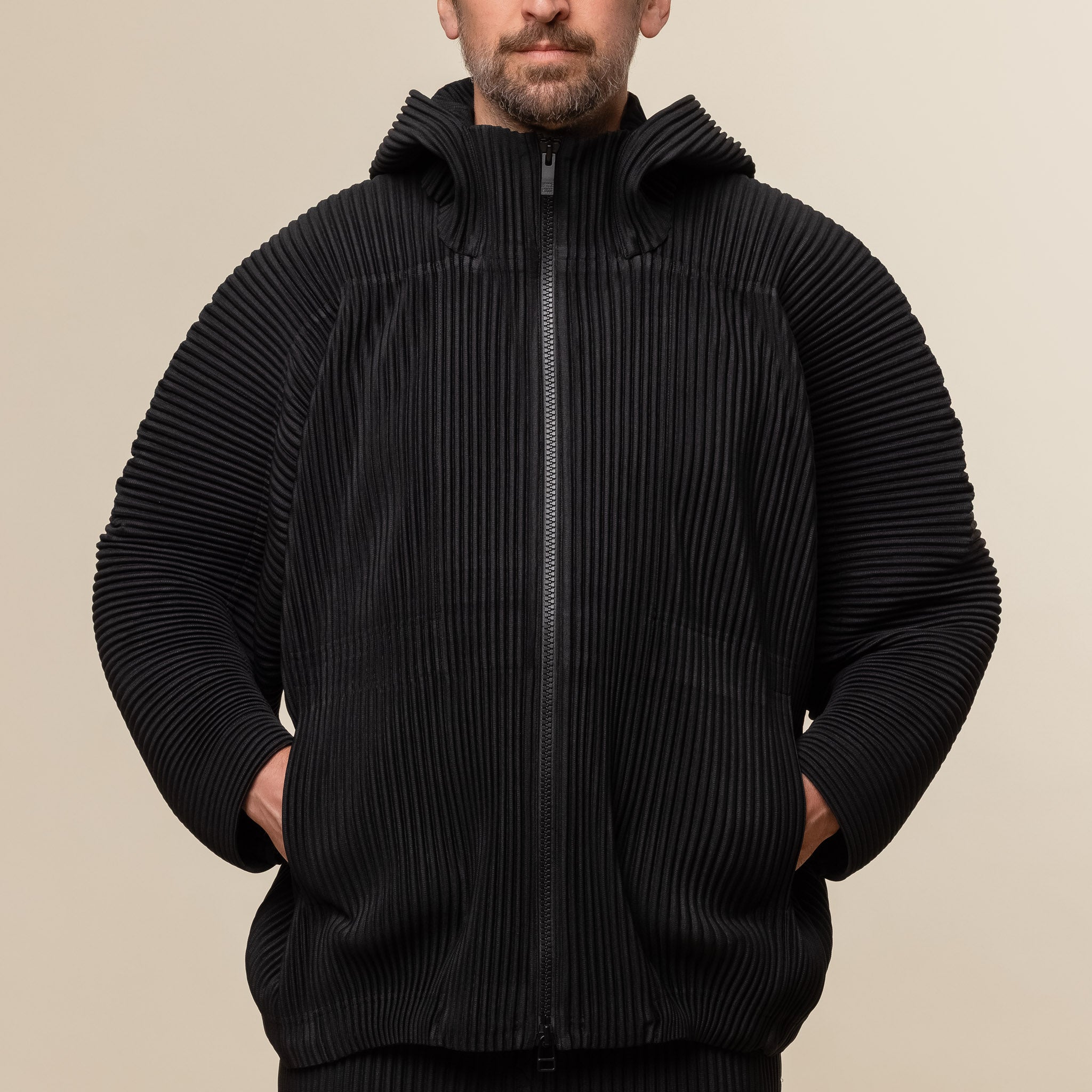 Homme Plissé Issey Miyake - Hooded Pleats Jacket - Black HP56JL121_15