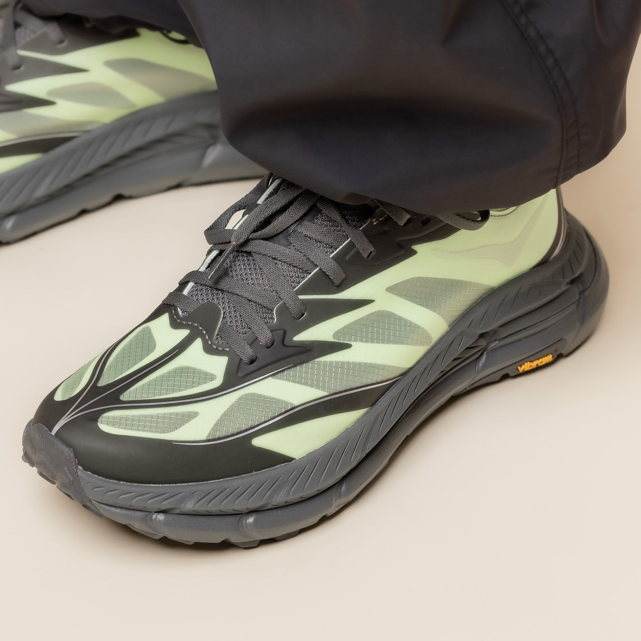 Hoka - Mafate Speed 4 Lite - Lunar Moth / Cosmic Grey