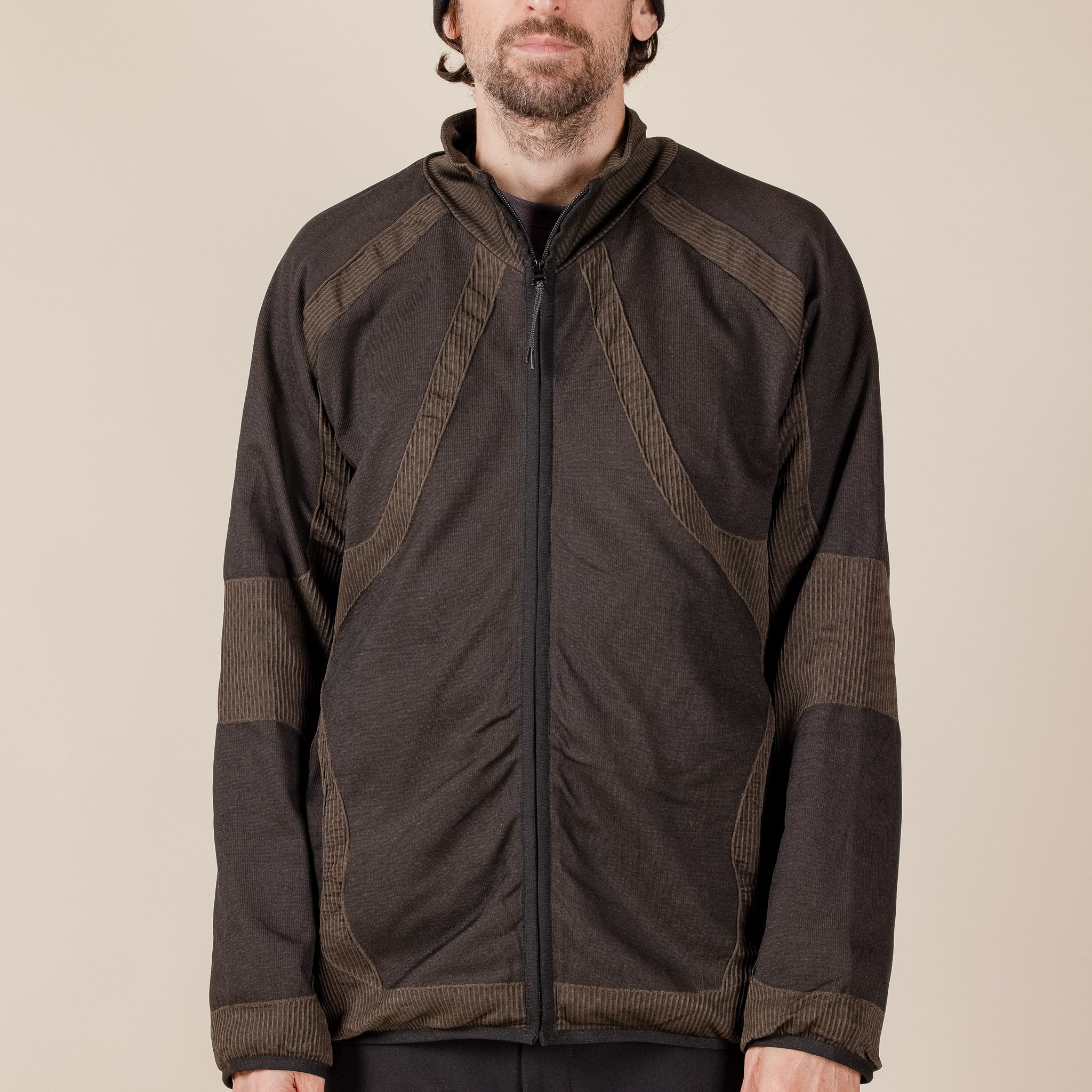 JBMW025FA22 J.L-A.L - Liquid Track Top Jacket - Black Brown