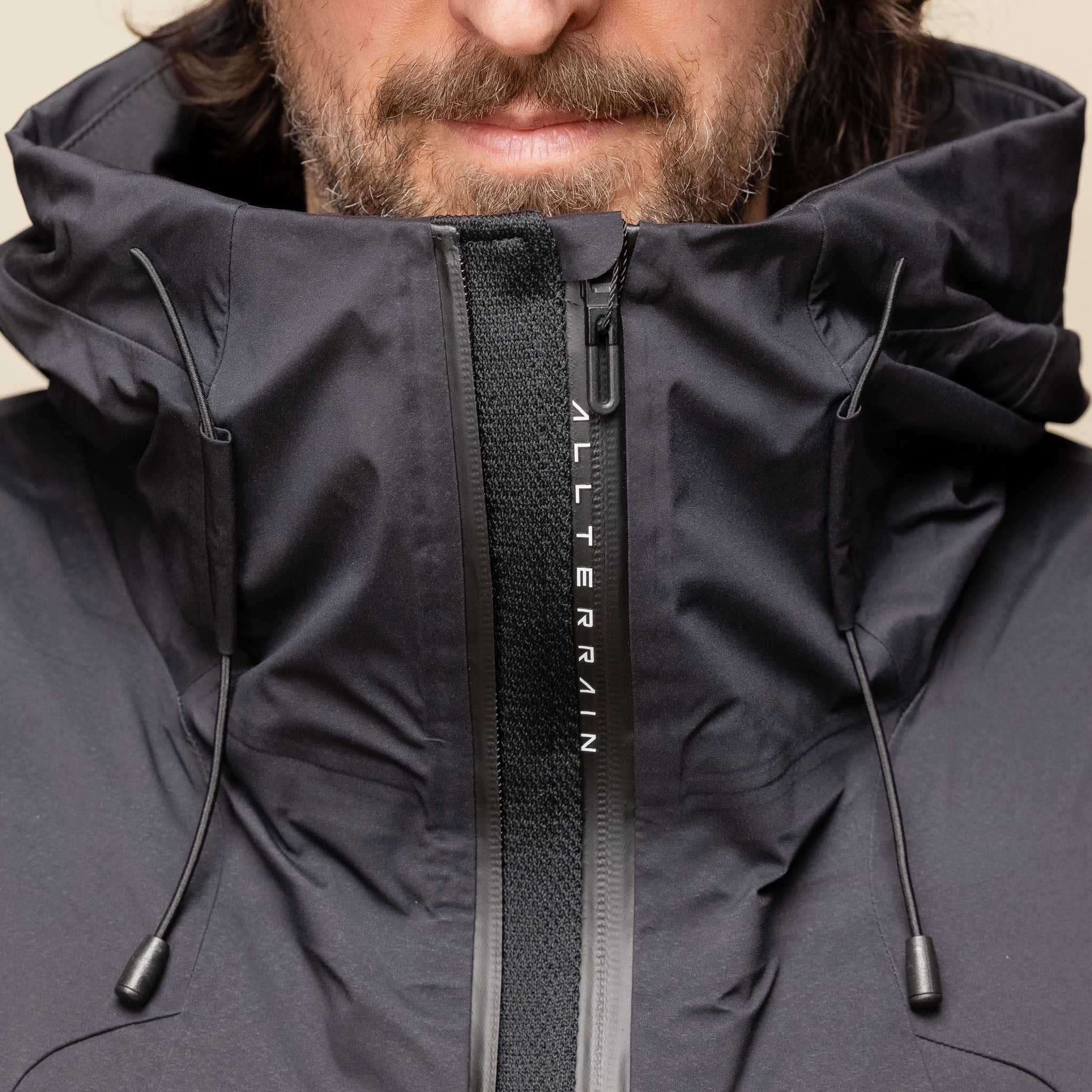 Descente Allterrain - Hard Shell Creas Jacket- Black "descente allterrain" "descente allterrain stockists" "descente allterrain sale" DAMXGK30XU