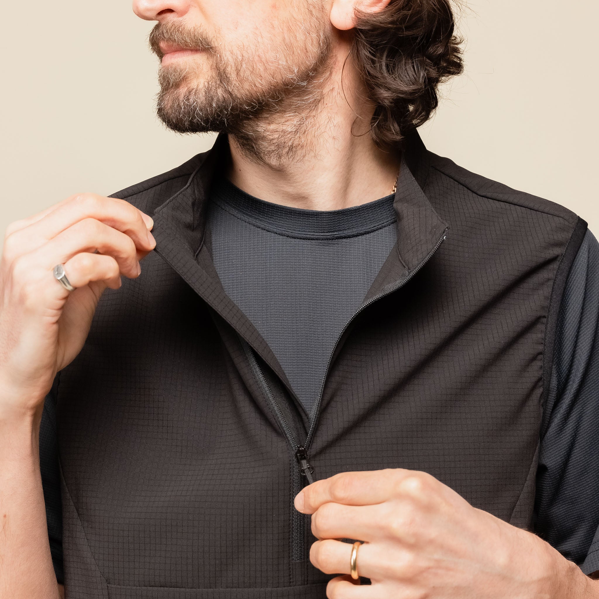 CAYL "Climb As You Love" - Flow Pullover Vest - Black