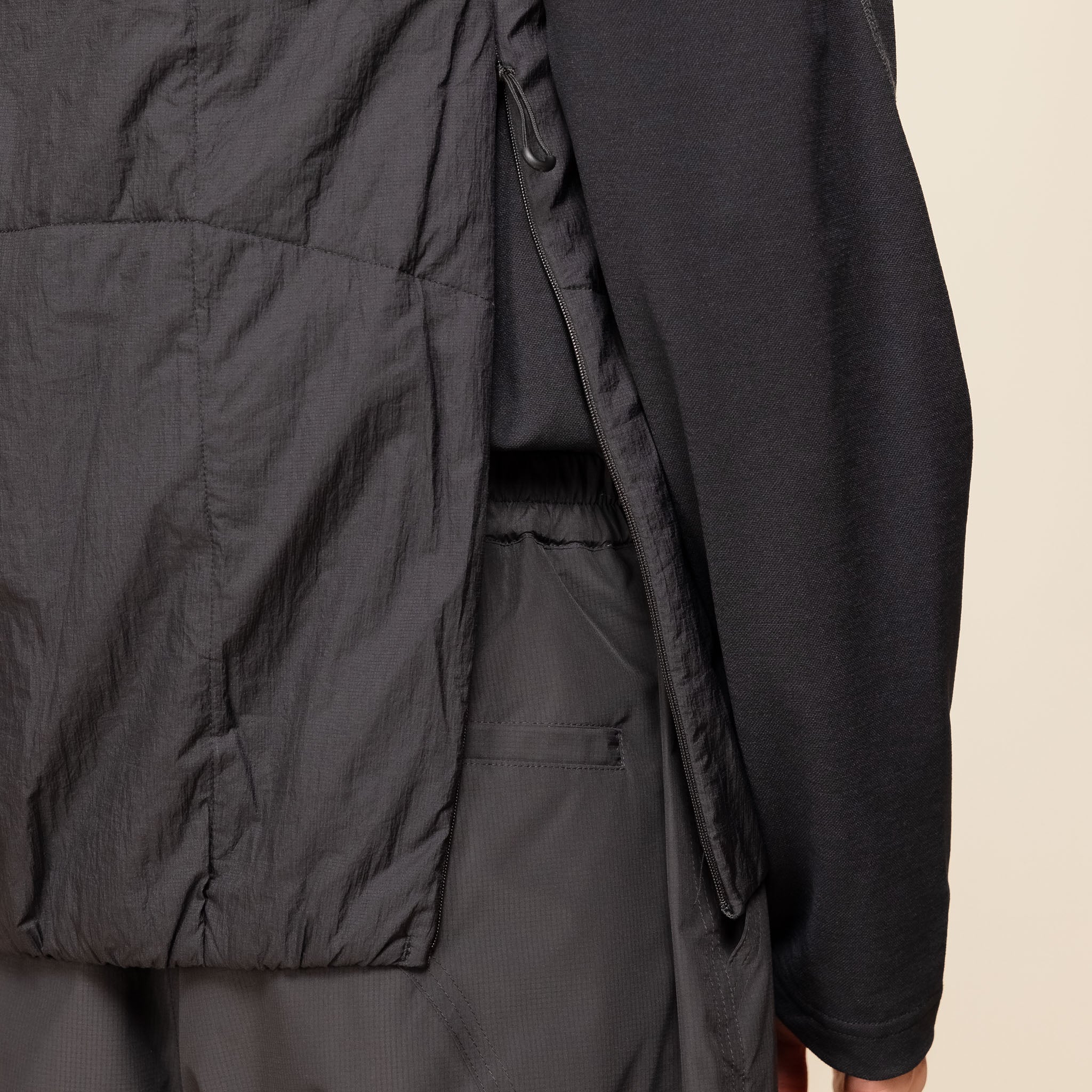 HNDN-028 Norbit by Hiroshi Nozawa - Insulation Inner Bush Vest - Black