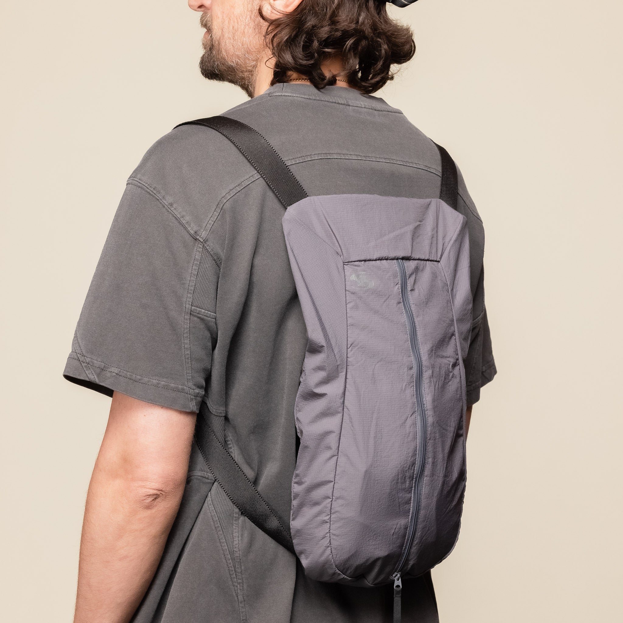 VNGROCOMTHA San San Gear - Backpack Jacket - Grey