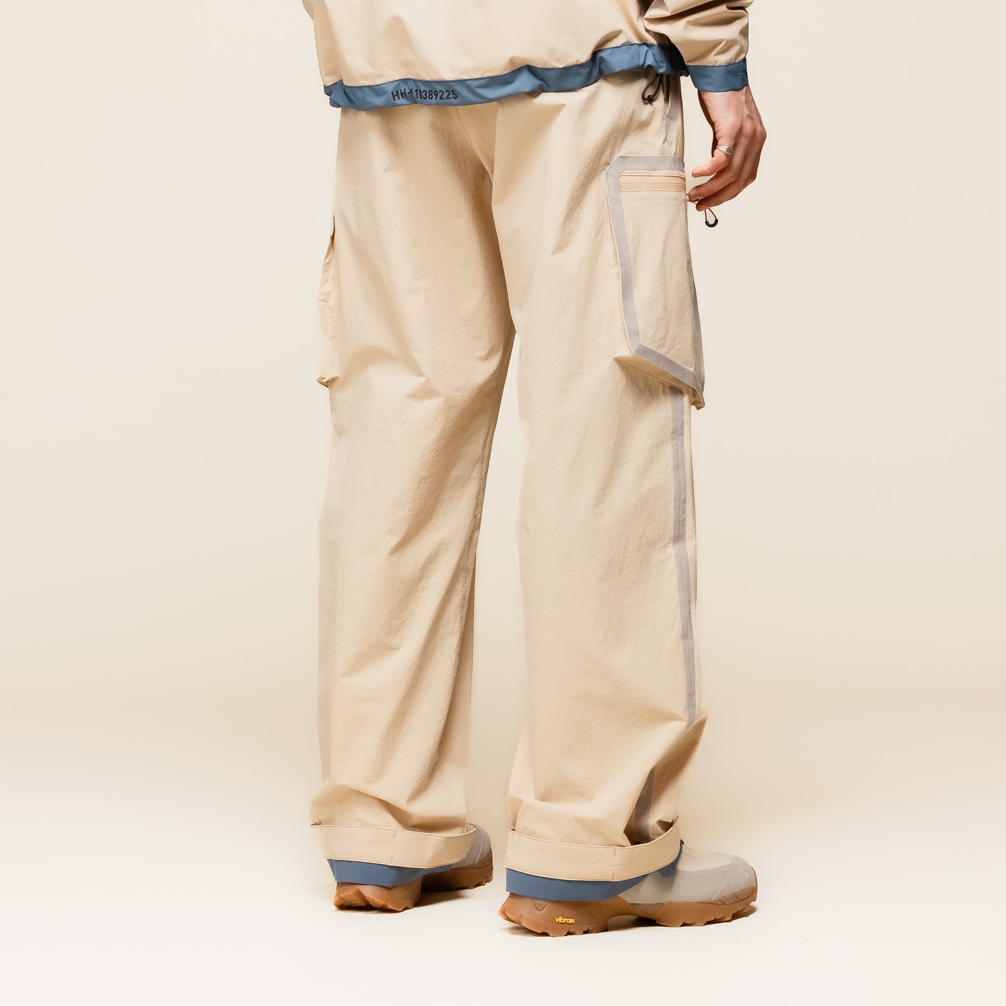 Helly Hansen Archive HH-118389225 - Arc Reversed Pant - Oatmeal