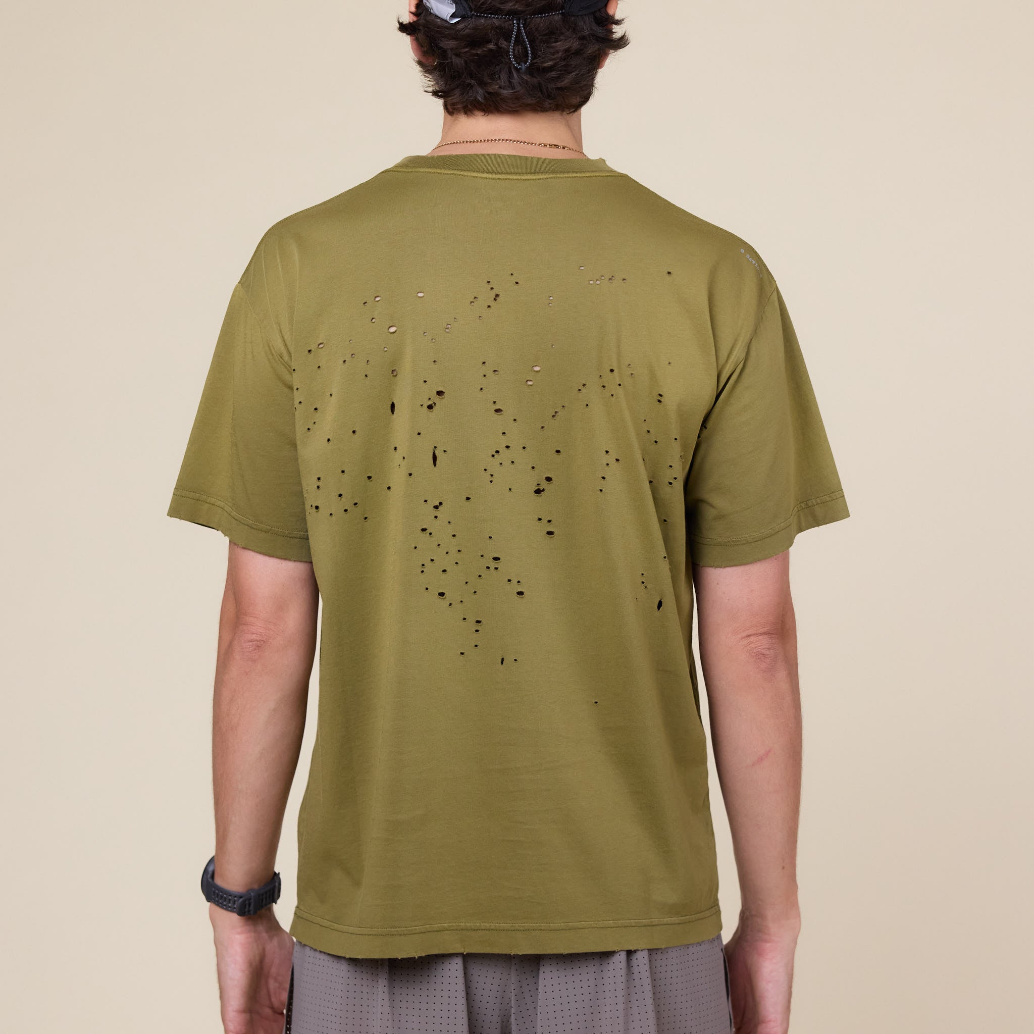 Satisfy Running - MothTech™ T‑Shirt - Sun Bleached Military Olive