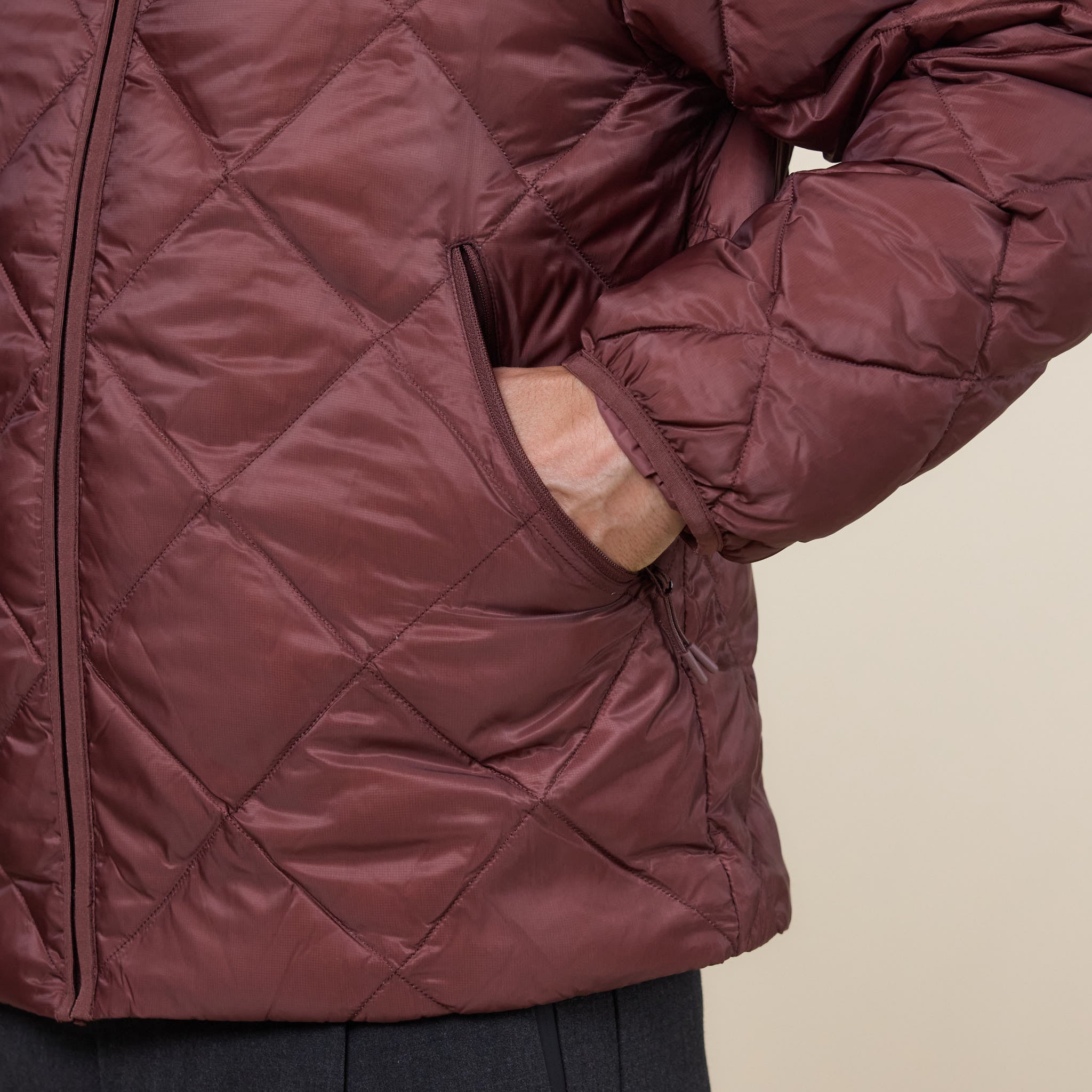 Hiking Patrol - Base Light Down Hooded Jacket - Maroon