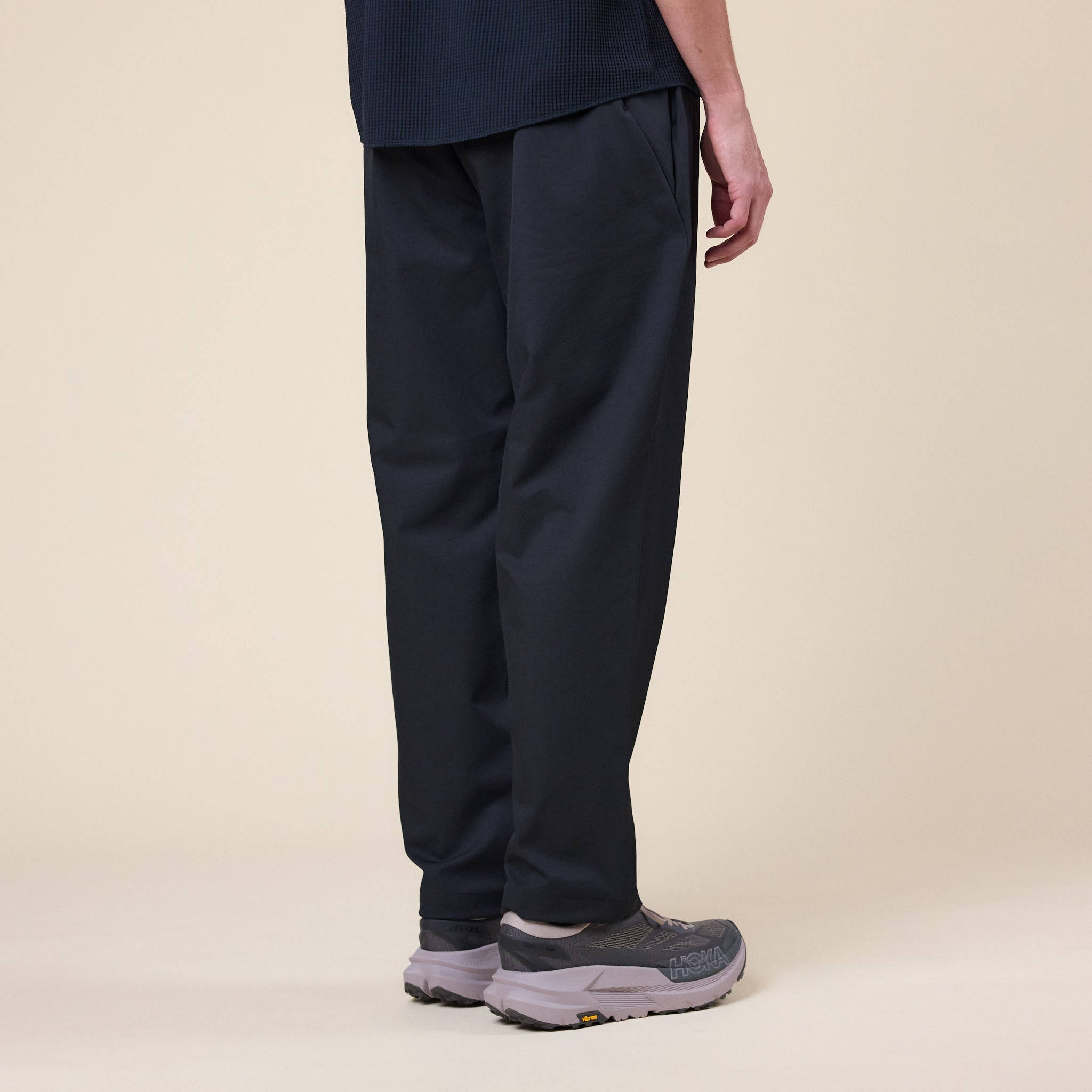 Goldwin - One Tuck Tapered Stretch Pants - Black