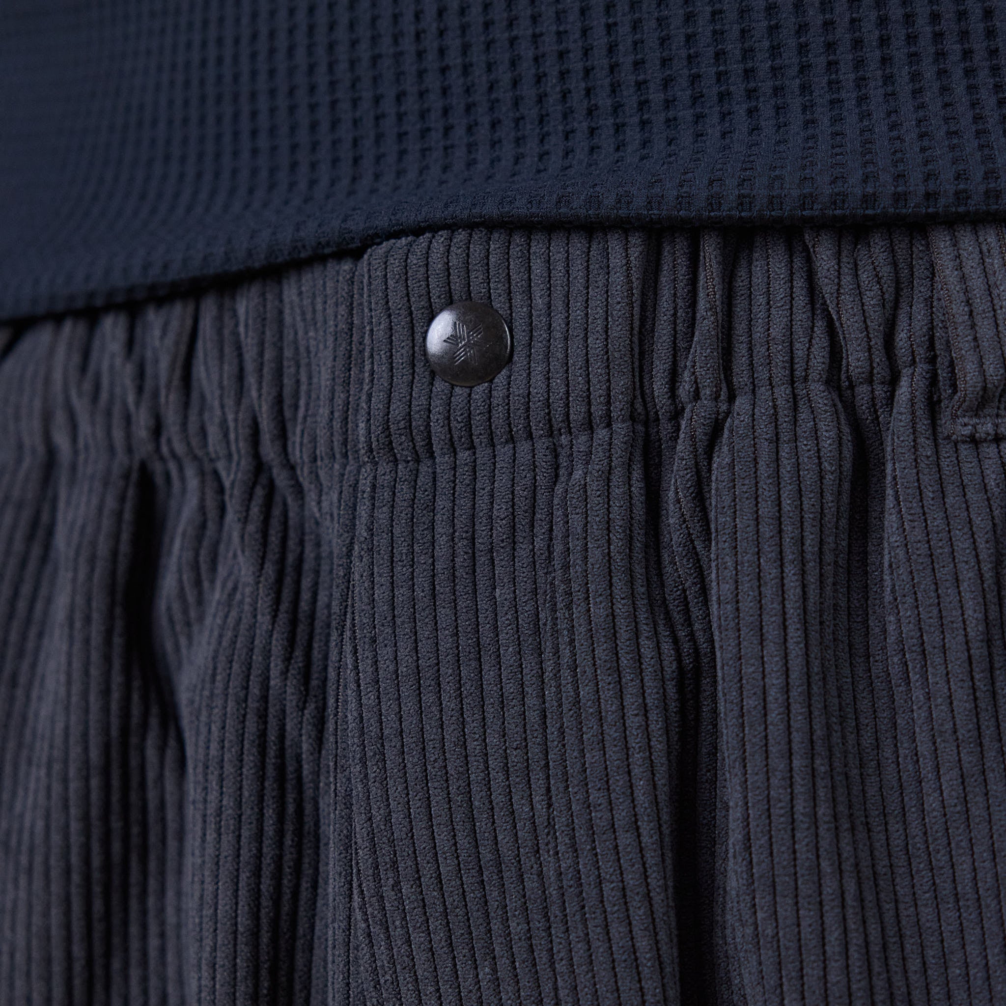 Goldwin - Fine Wale Corduroy Straight Pants - Black