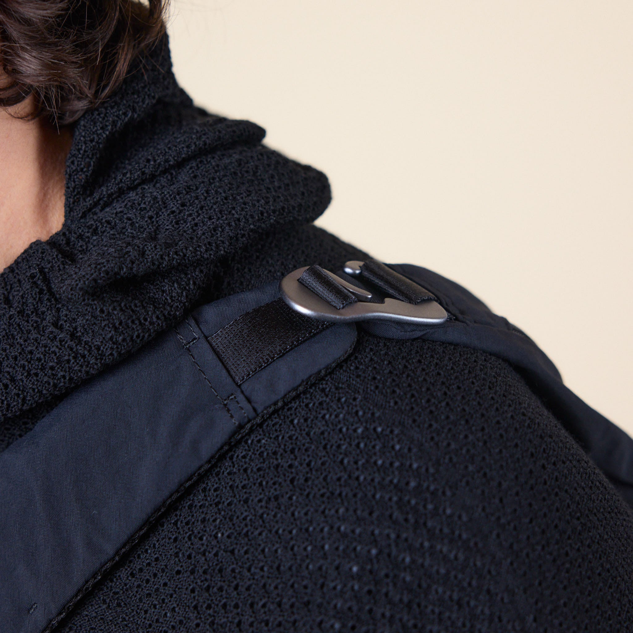 Goldwin 0 - Helicoidal Across Body Bag - Black