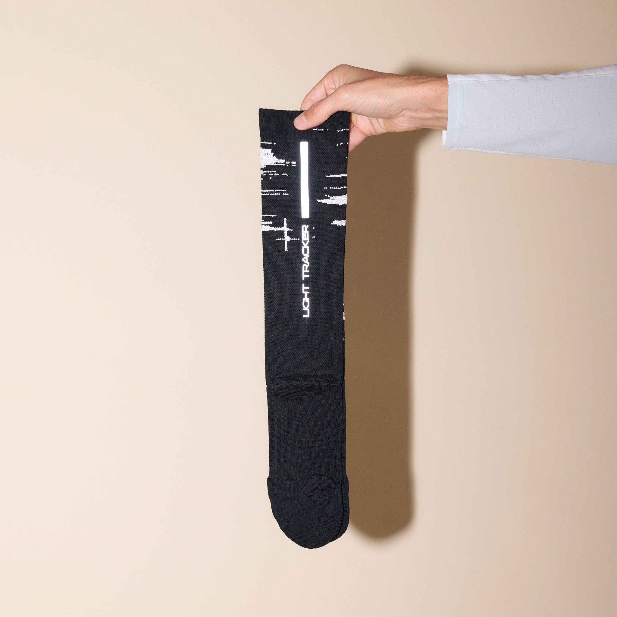 NINEpointNINE x LI-NING - Light Tracker Reflective Long Socks - Black