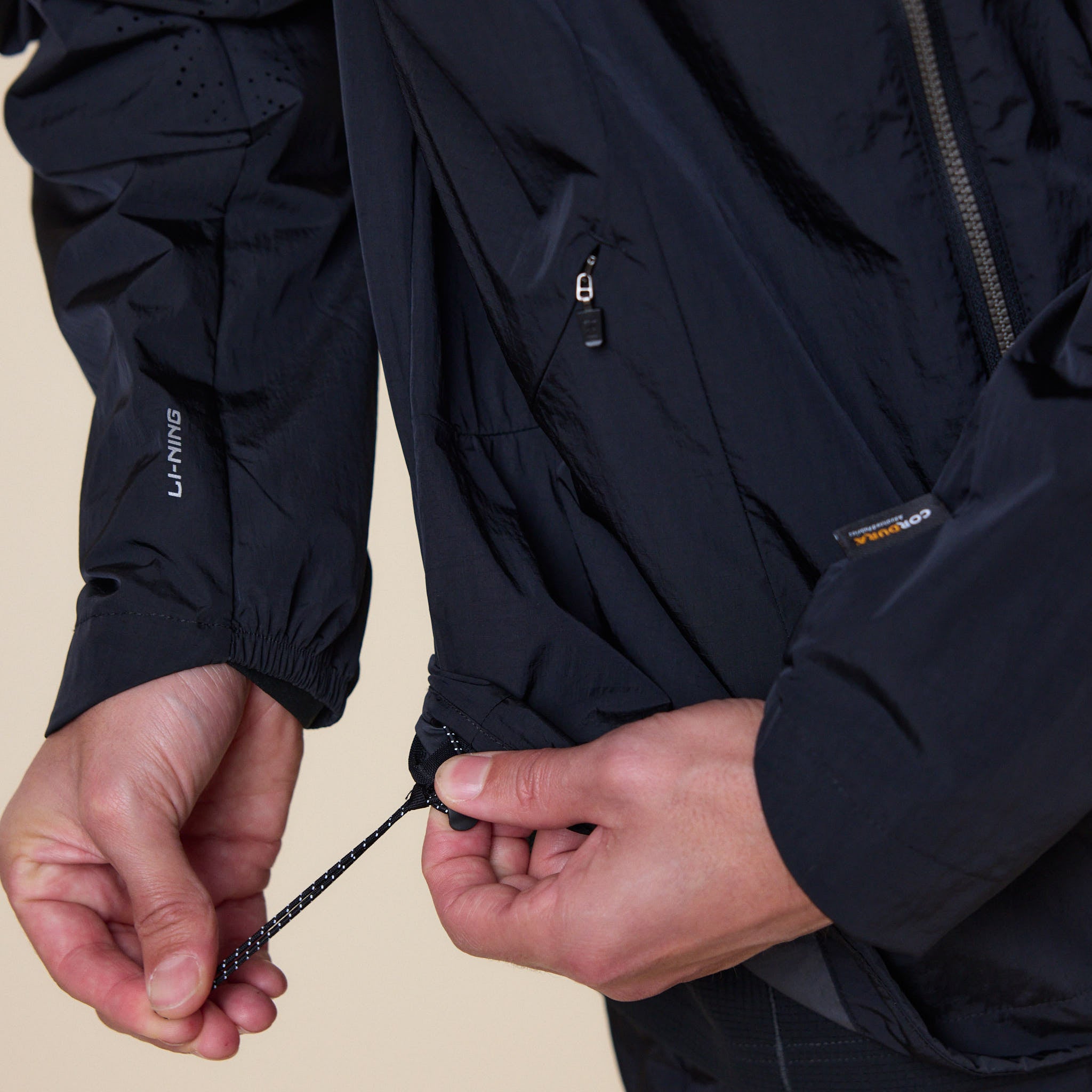 NINEpointNINE x LI-NING - Light Tracker Training Jacket - Black