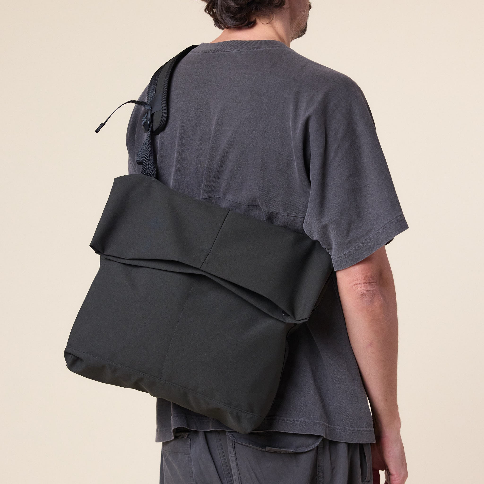 GR10K - Canvas Shoulder Bag - Dark Soil Grey