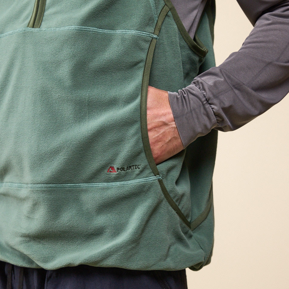 FSU10242U0002 F/CE - Polartec® Micro Fleece Vest - Foliage Green