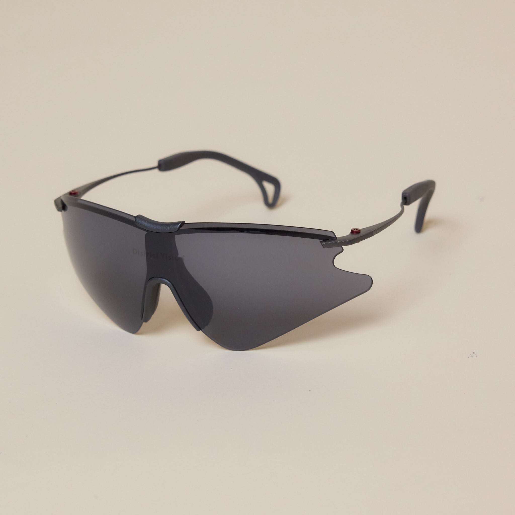 District Vision - Kohei Aero Blade Ti - Graphite D+ Onyx Mirror