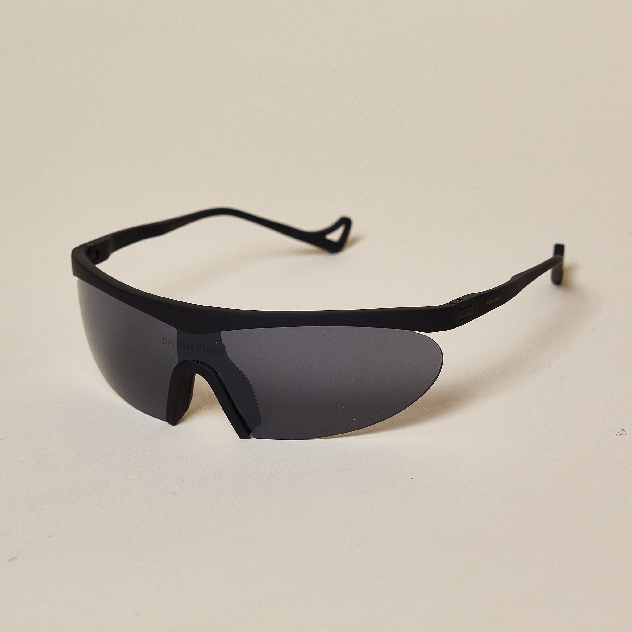 District Vision - Koharu Eclipse - Black D+ Onyx Mirror