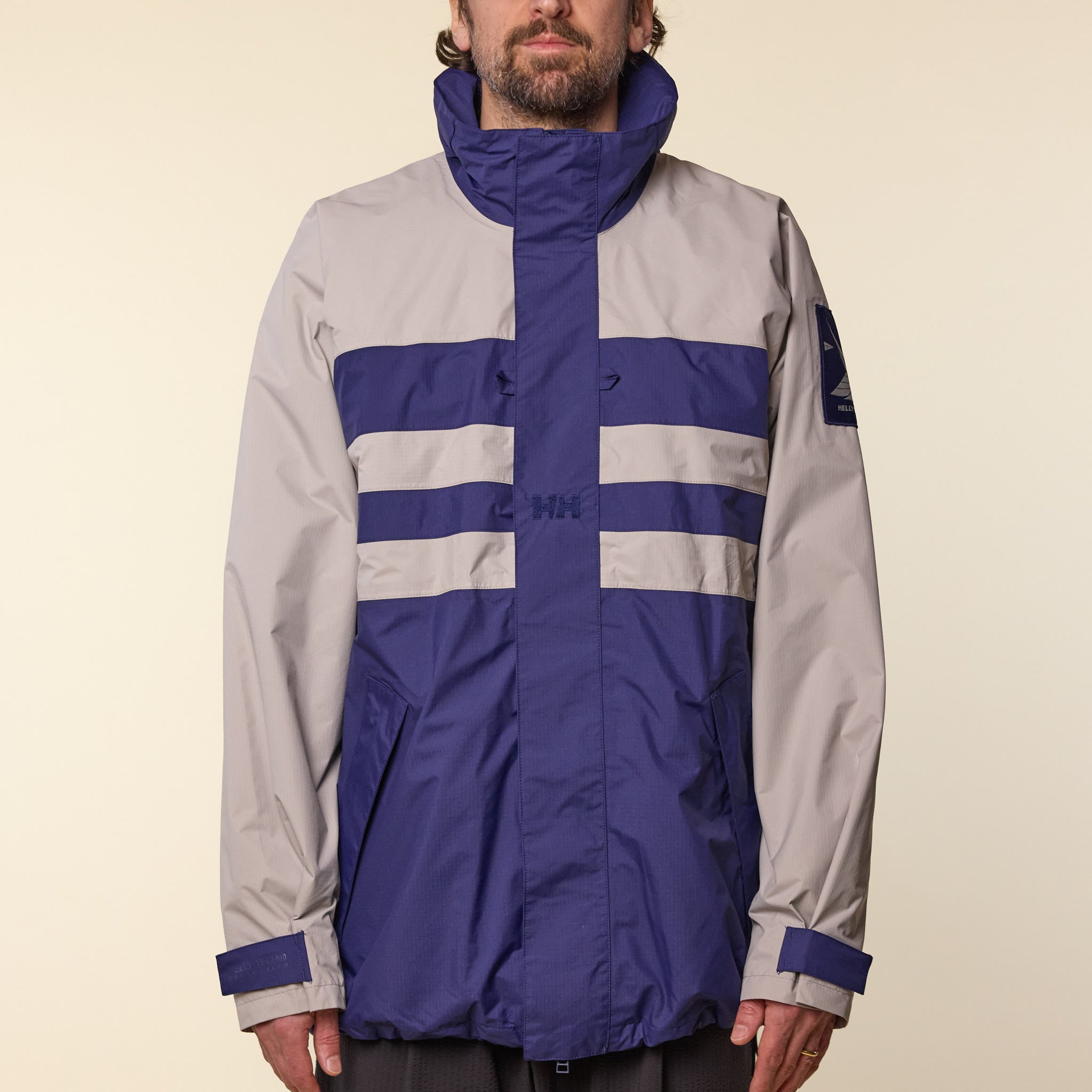 Helly Hansen Archive HH-118389225 - HH Arc U-205 Sailing Jacket - Blackcurrant / Mellow Grey