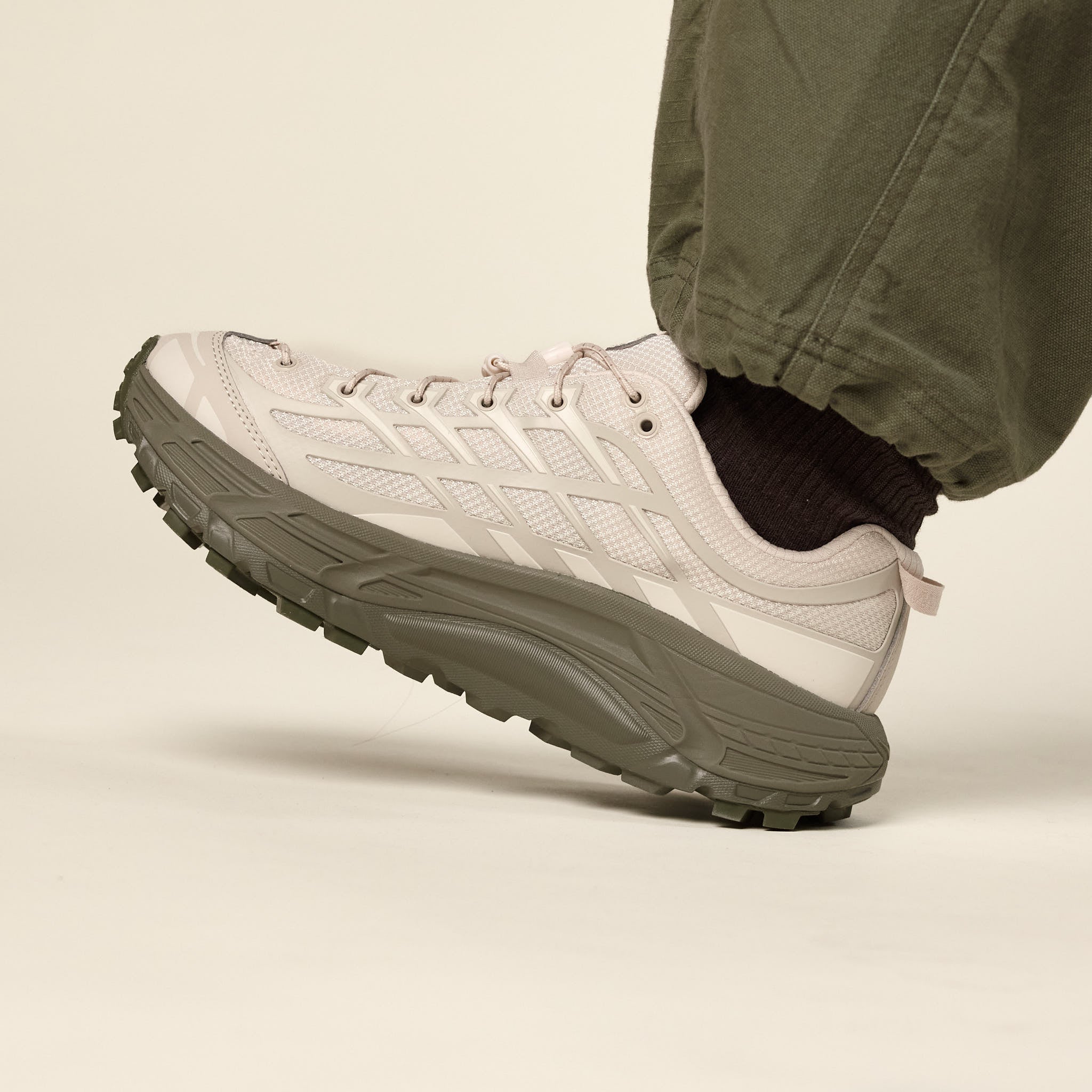 Hoka - Mafate Three2 - Oat Milk / Eucalyptus 197634708805