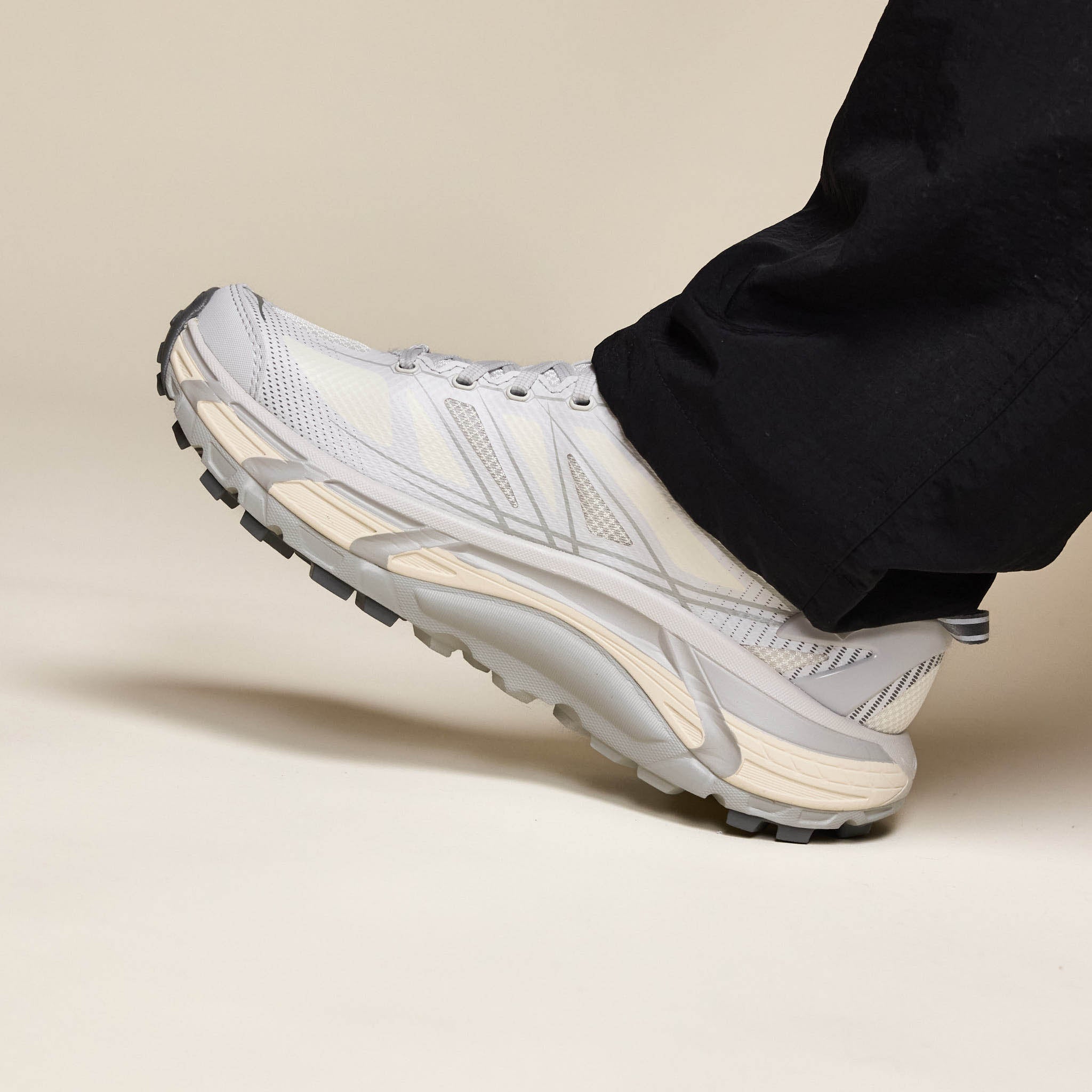 Hoka - Mafate Speed 2 Origins - Cosmic Grey / Alabaster 1126851