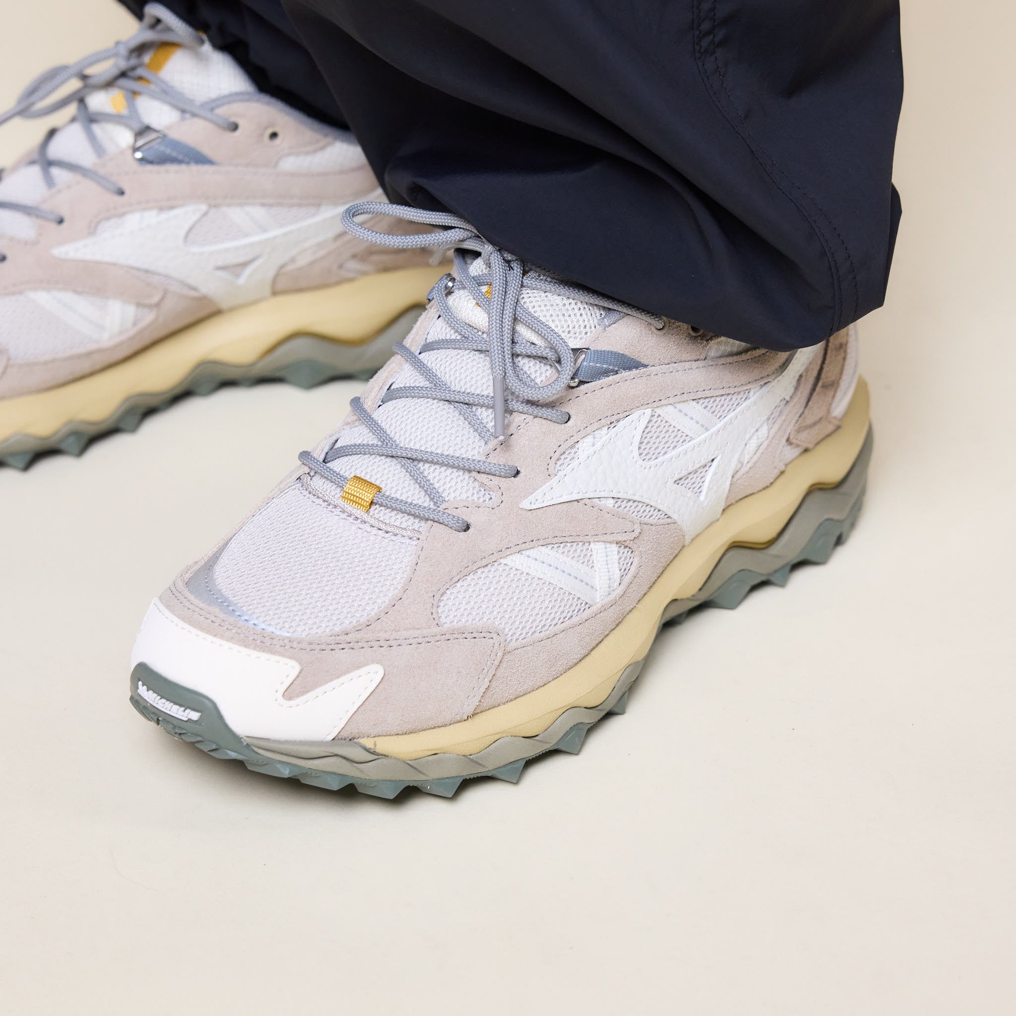 Mizuno - Wave Mujin TL - Wind Chime / Mizuno Snow White / Vintage Khaki