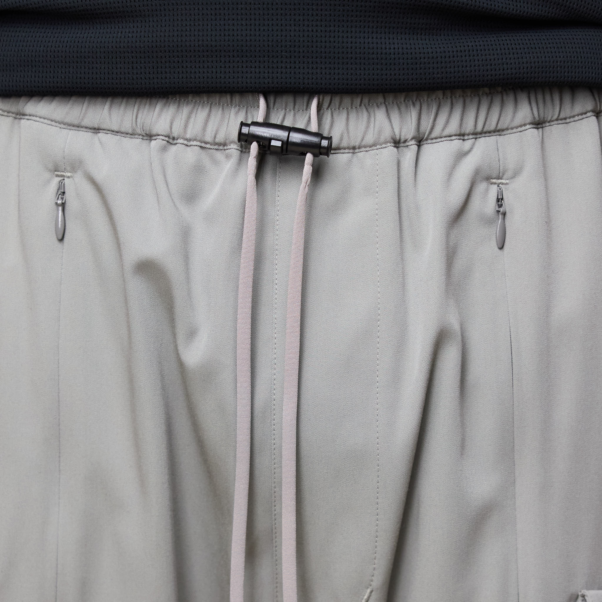 Poliquant - Deformed Cargo Pocket Jungle Shorts - Sand Grey