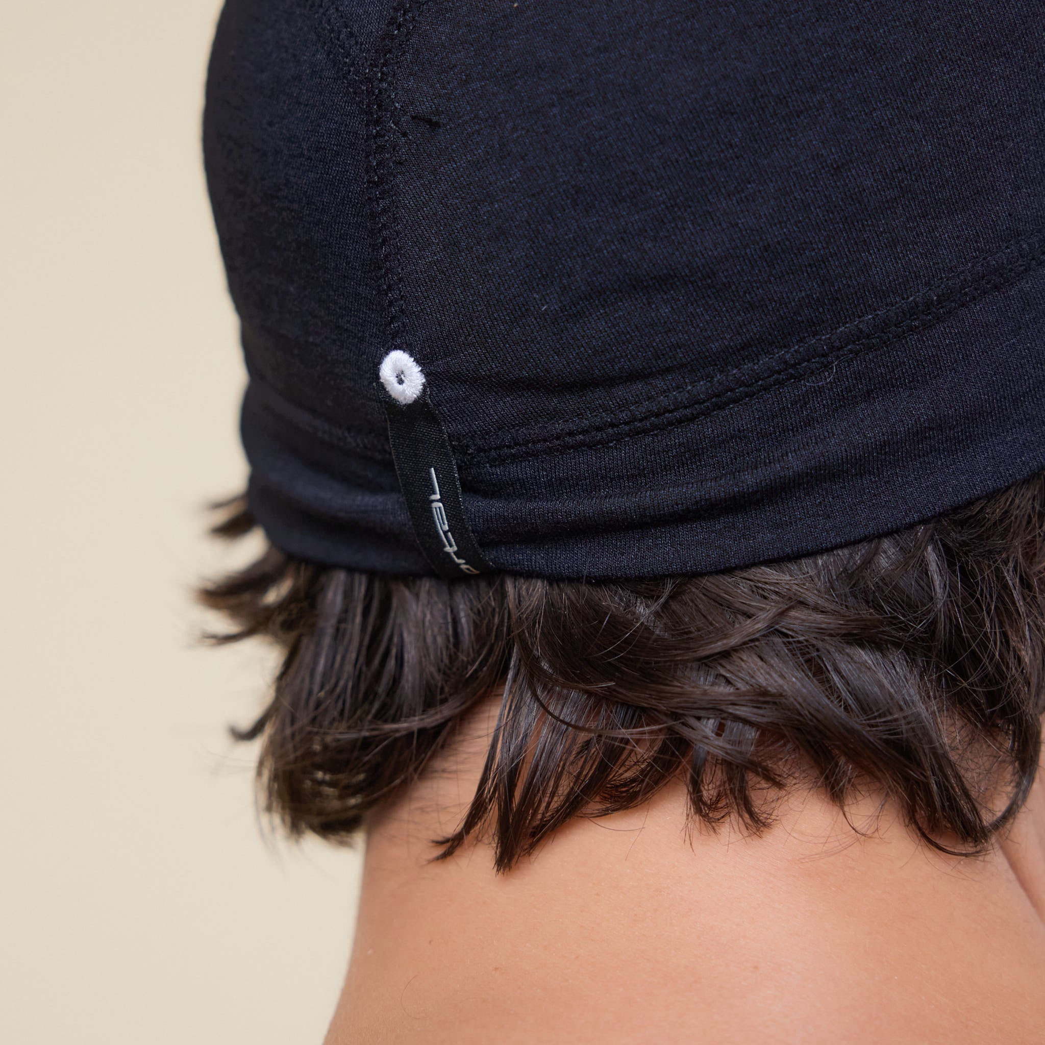 Portal - Drift Merino Beanie - Black Beauty
