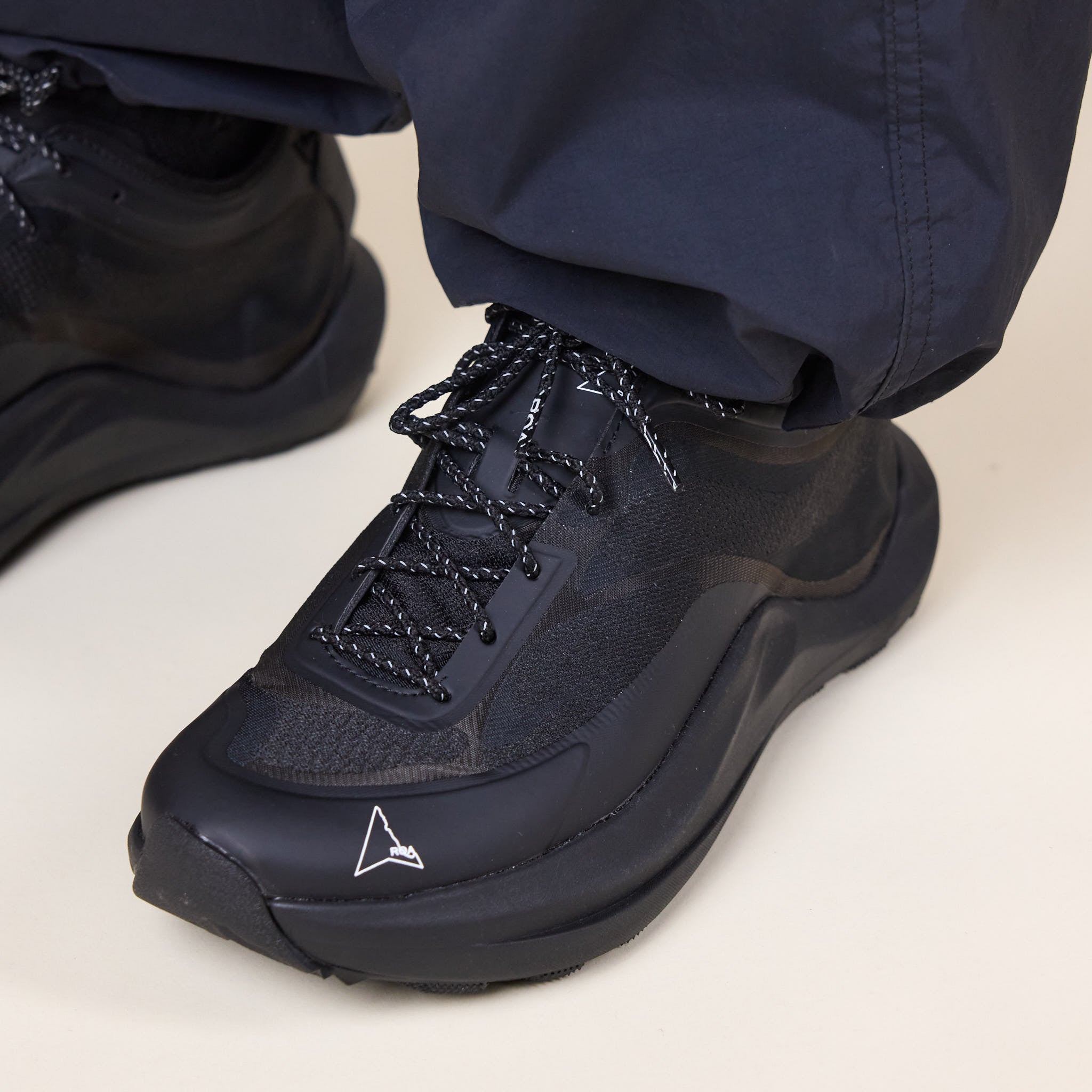Roa Hiking - Sella Hiking Trainer - Black