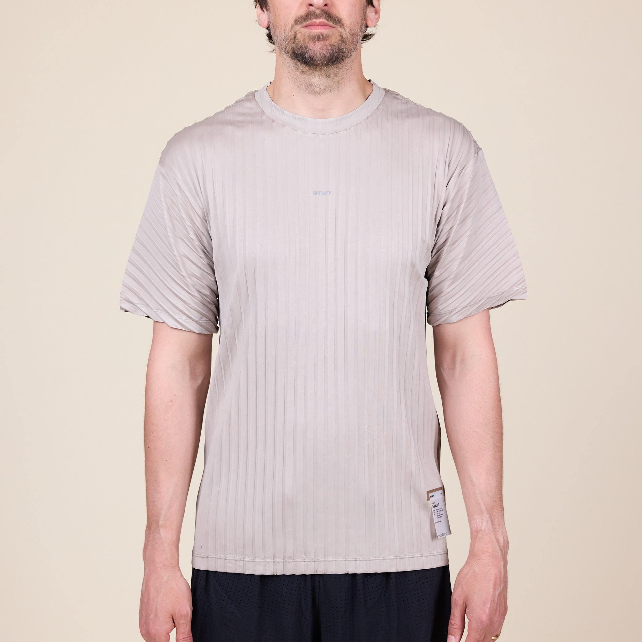 Satisfy Running - AuraLite™ Pleated T-Shirt - Mineral Dune