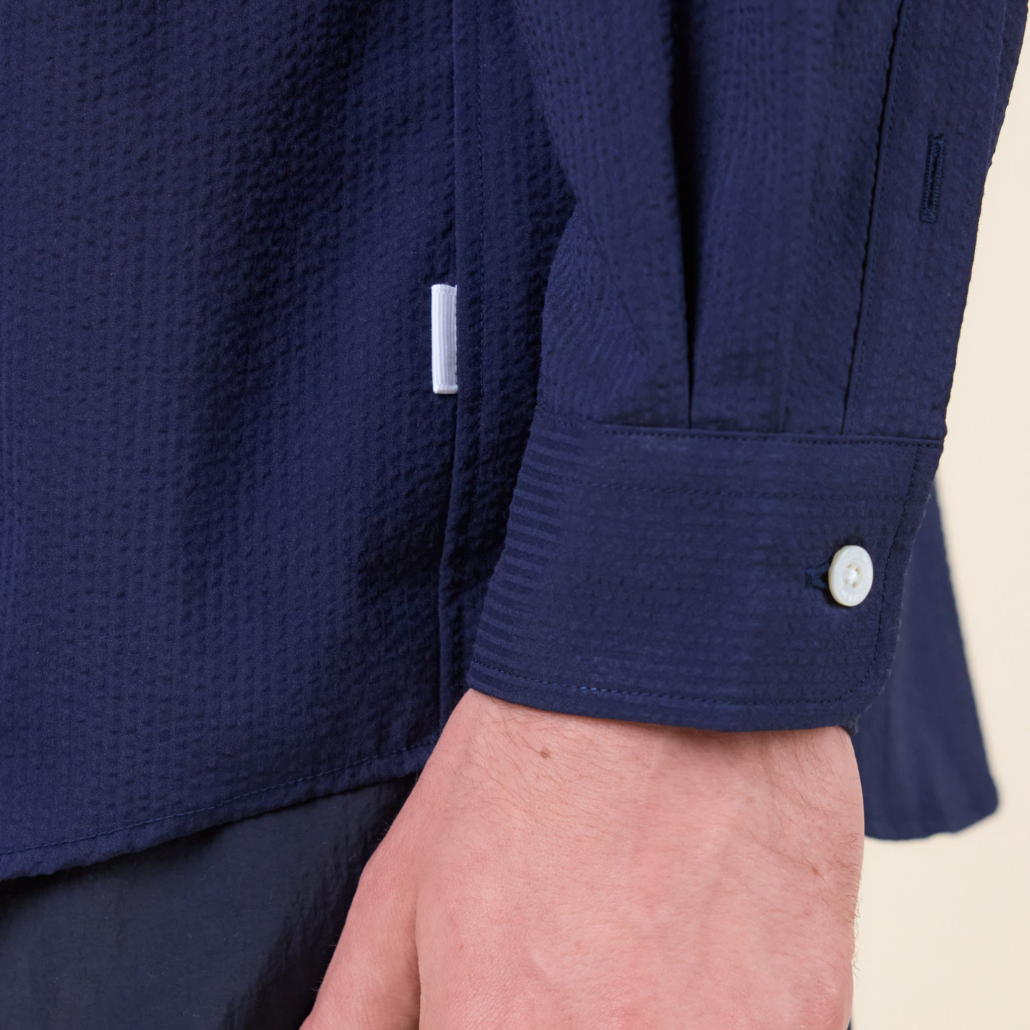 SO SHOP & HOSTEL NAKAMEGURO - Round Collar Seersucker Shirt - Navy Blue
