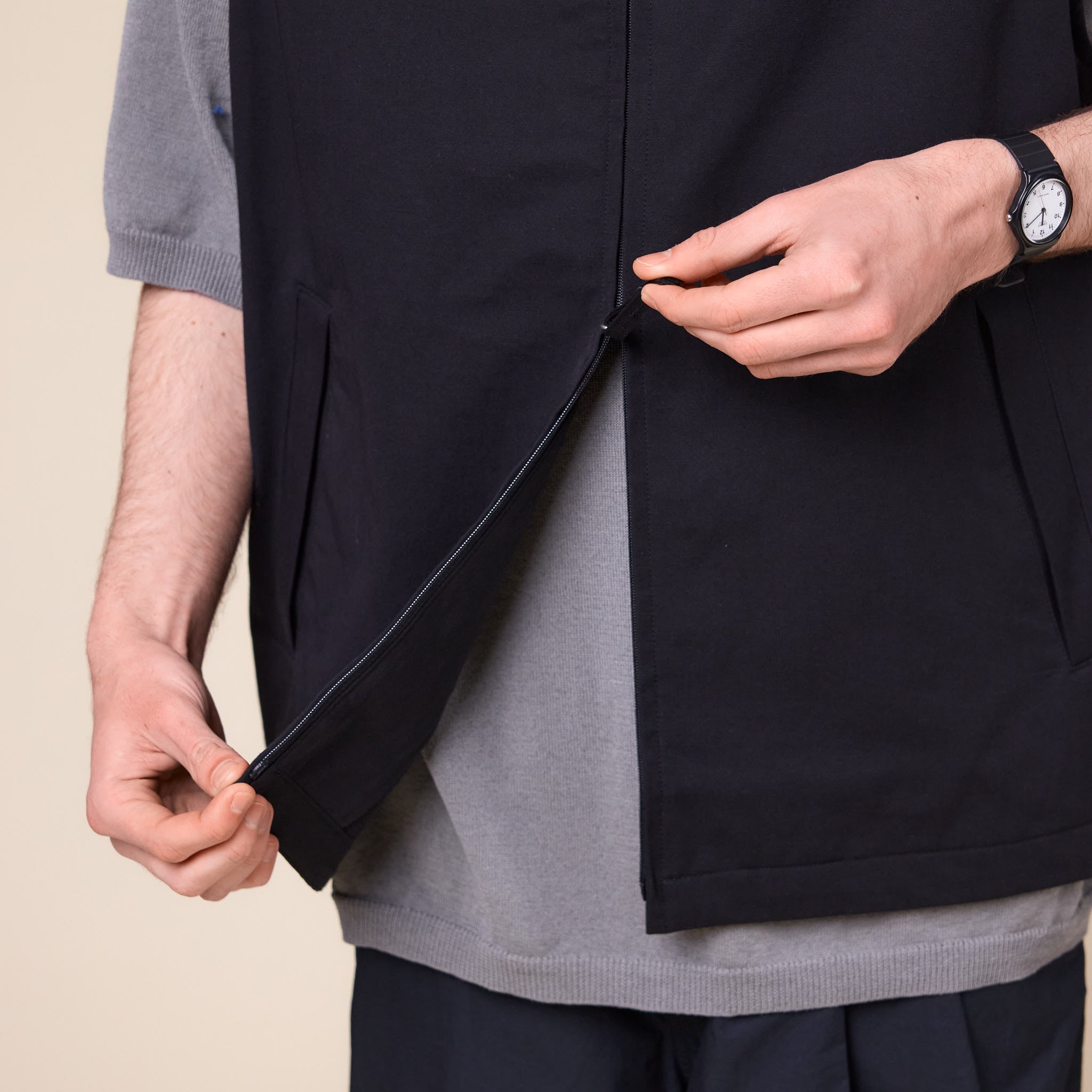 Still by Hand - Stand Collar Vest - Black