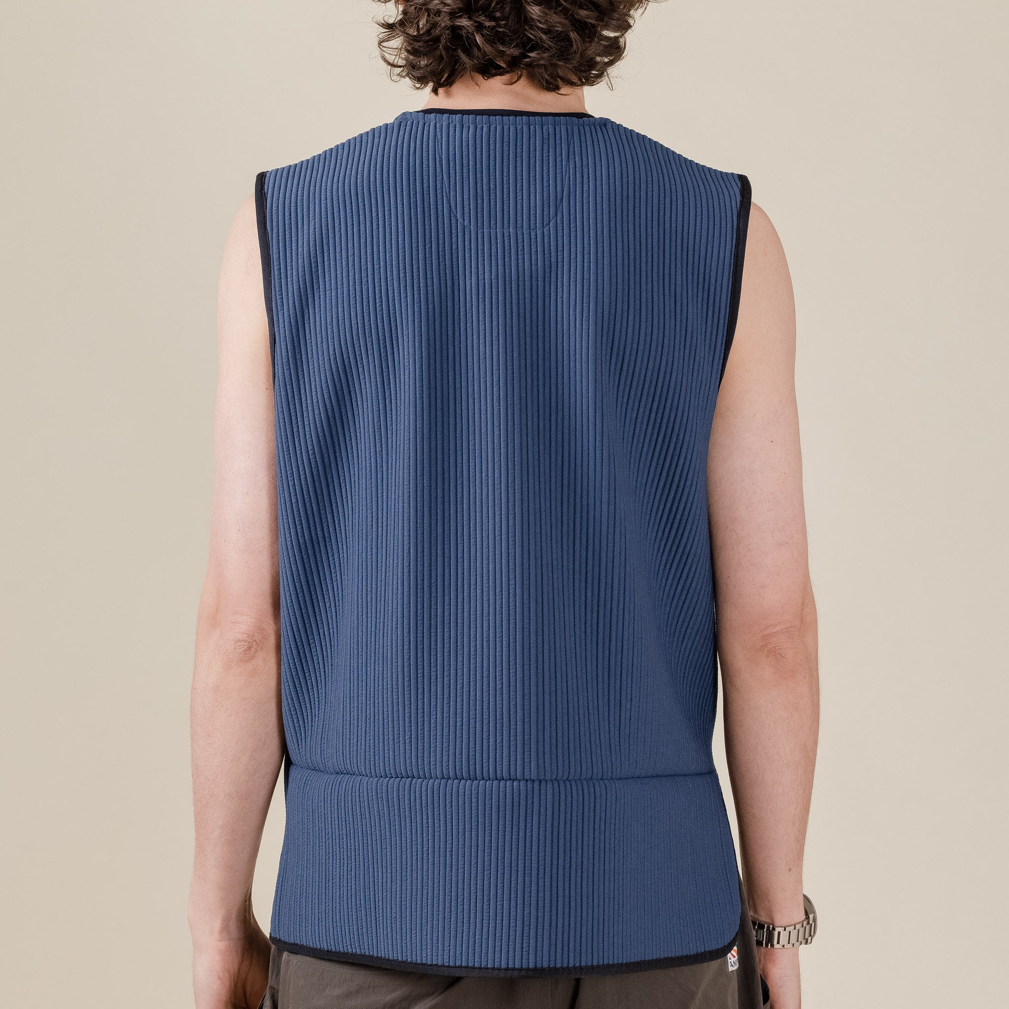 Meanswhile - Uneven Fabric Tank Top - Navy MW-CT23105 "meanswhile stockists" "meanswhile stockists uk" "meanswhile Japan"