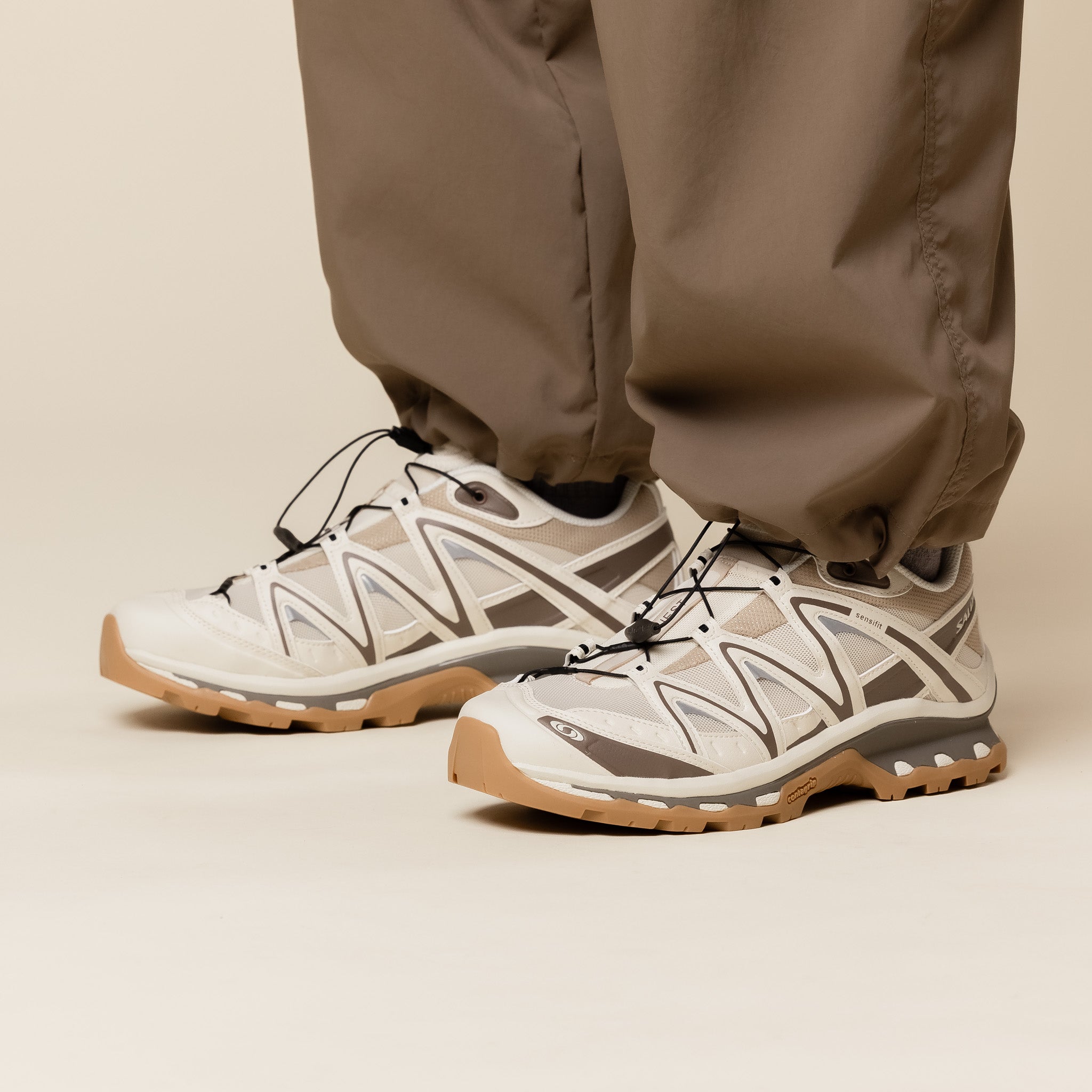 Salomon S-Lab - XT Quest - Almond Milk / Falcon / White Pepper