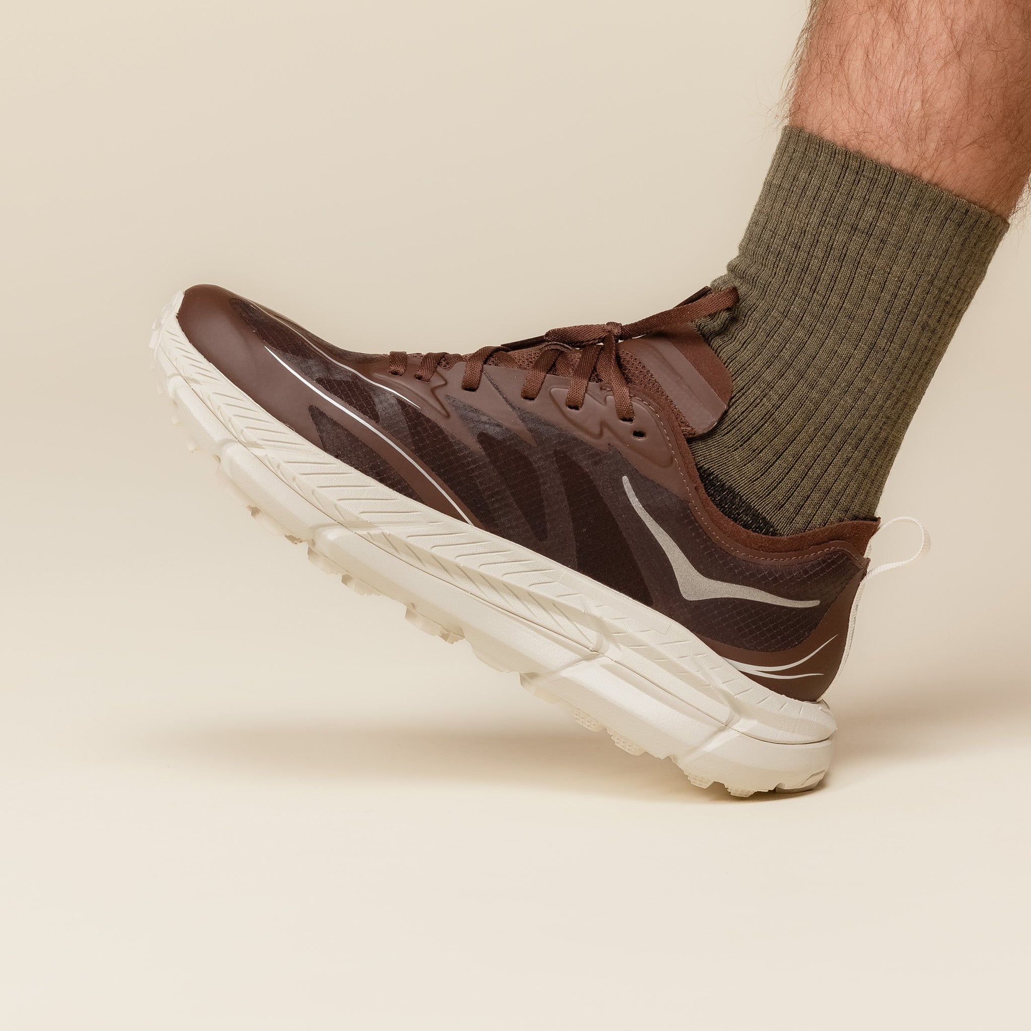 Hoka - Mafate Speed 4 Lite - Cold Brew / Oat Milk