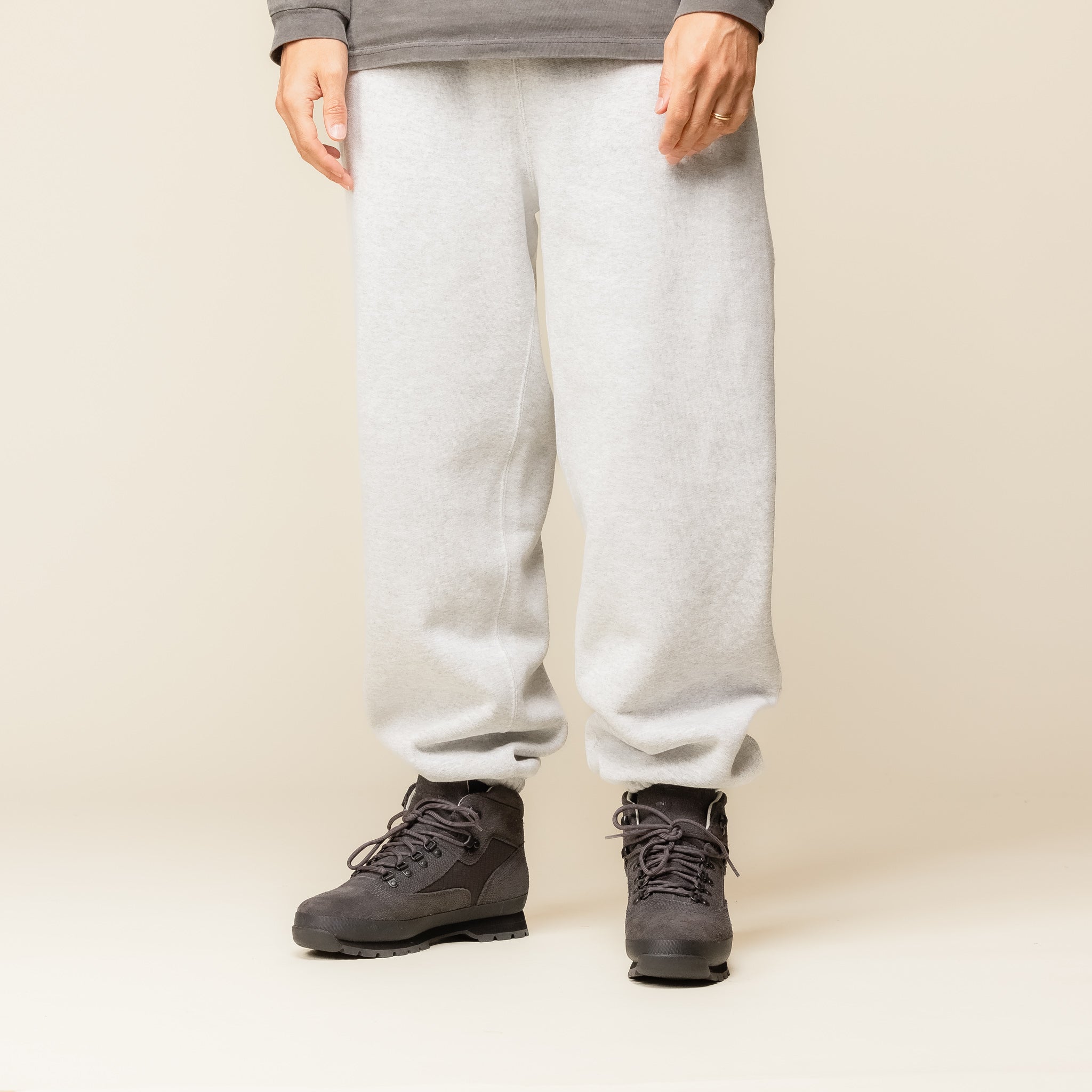 Cease - C-Seam Sweatpants - Ash Grey