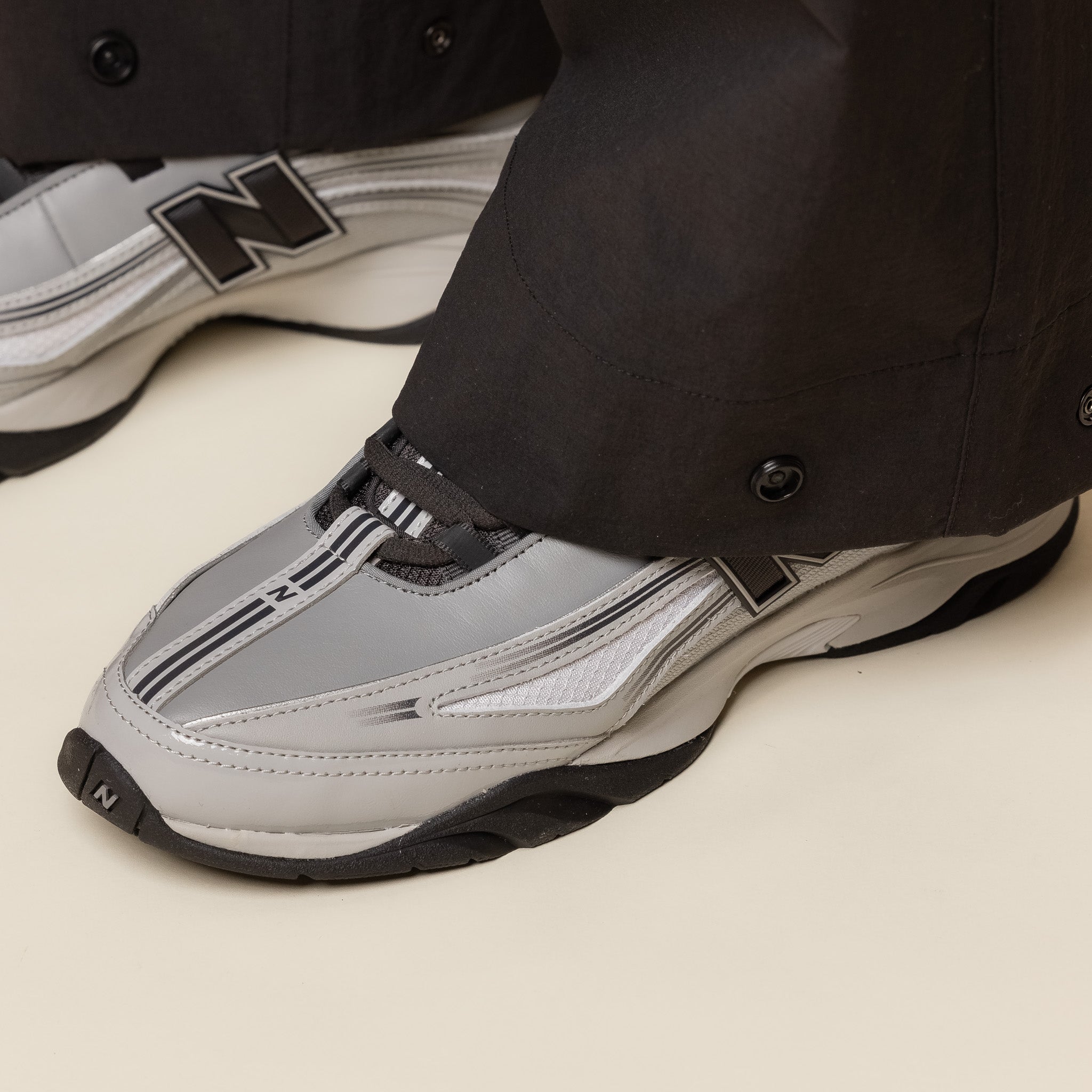 New Balance - RC56 Trainers - Concrete / Slate Grey