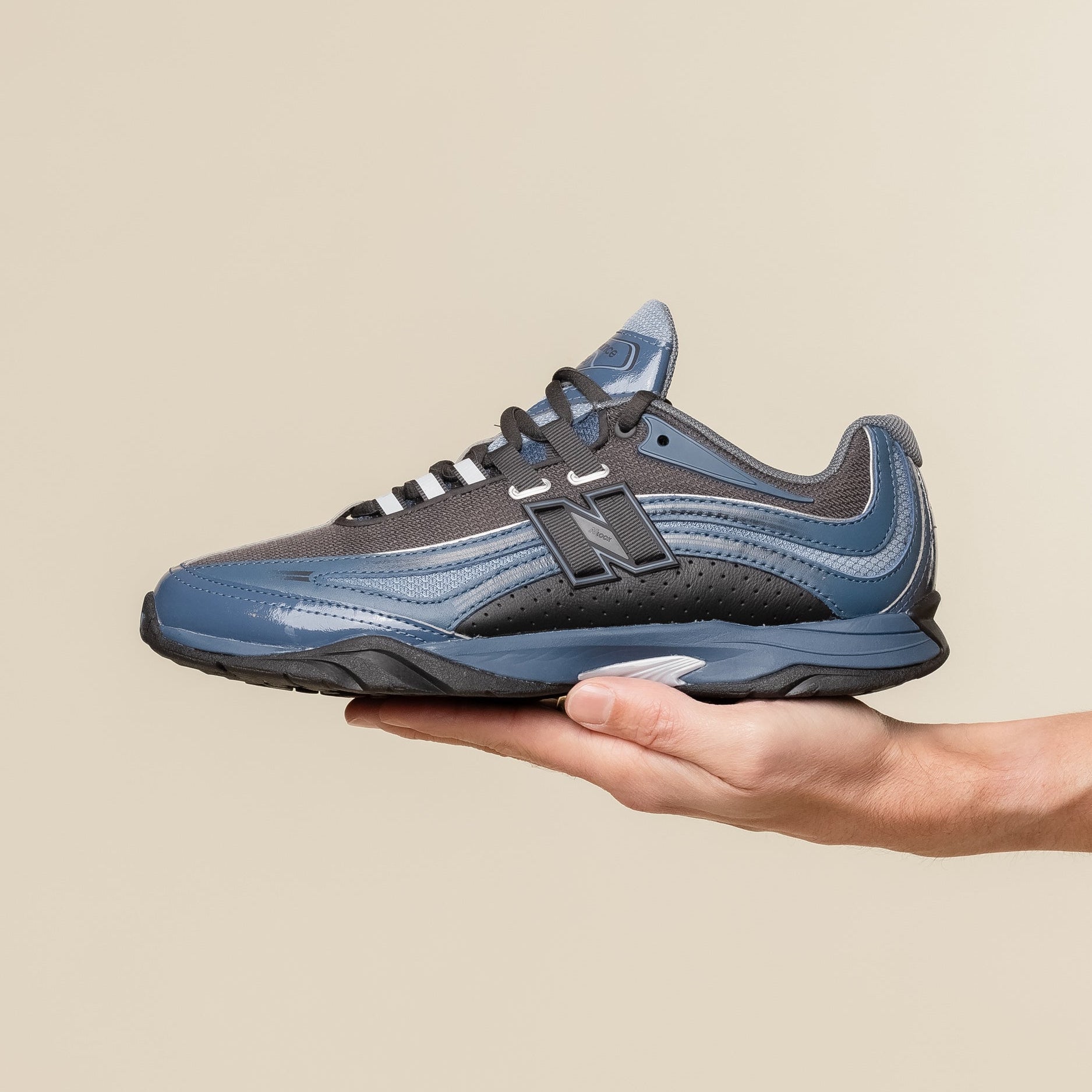 New Balance - RC56 Trainers - Black / Blue Gemstone