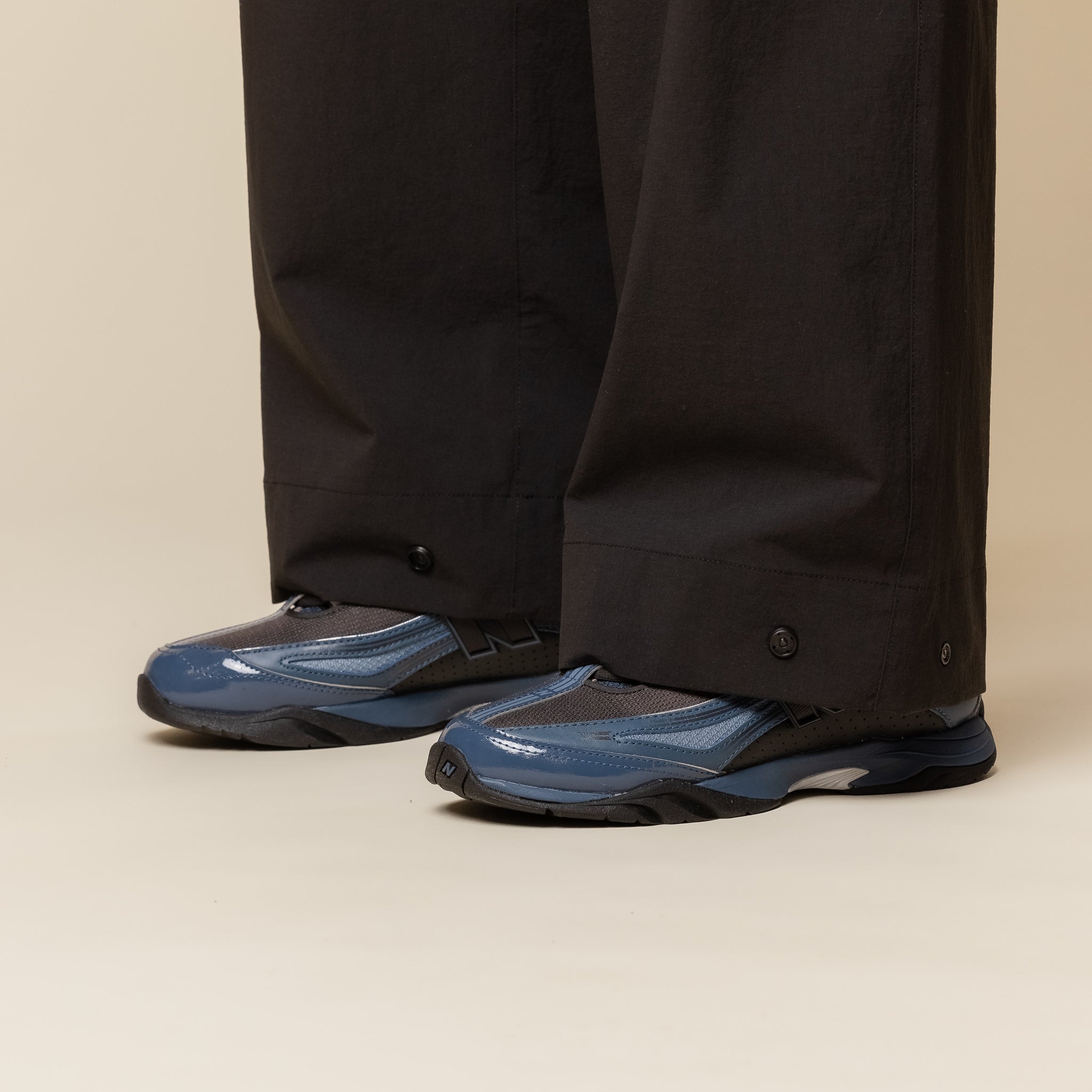 New Balance - RC56 Trainers - Black / Blue Gemstone