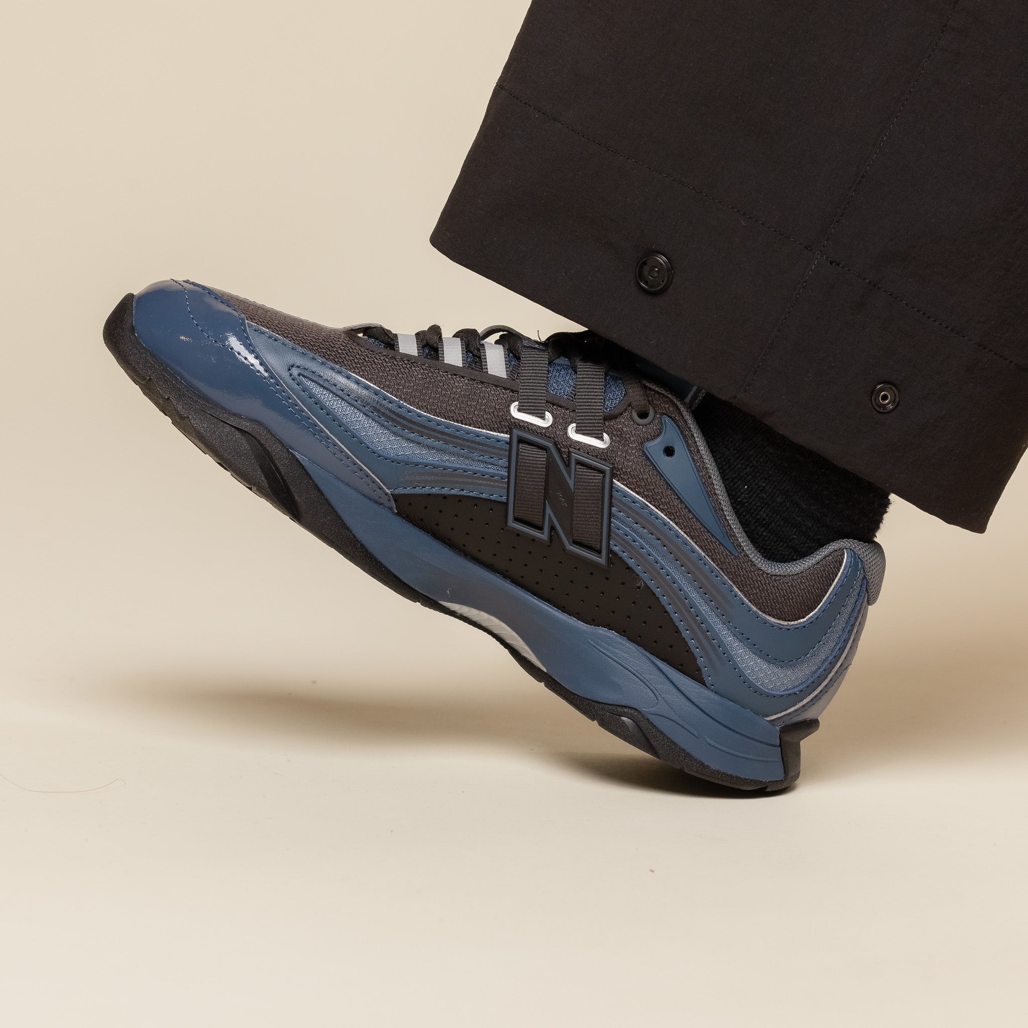 New Balance - RC56 Trainers - Black / Blue Gemstone