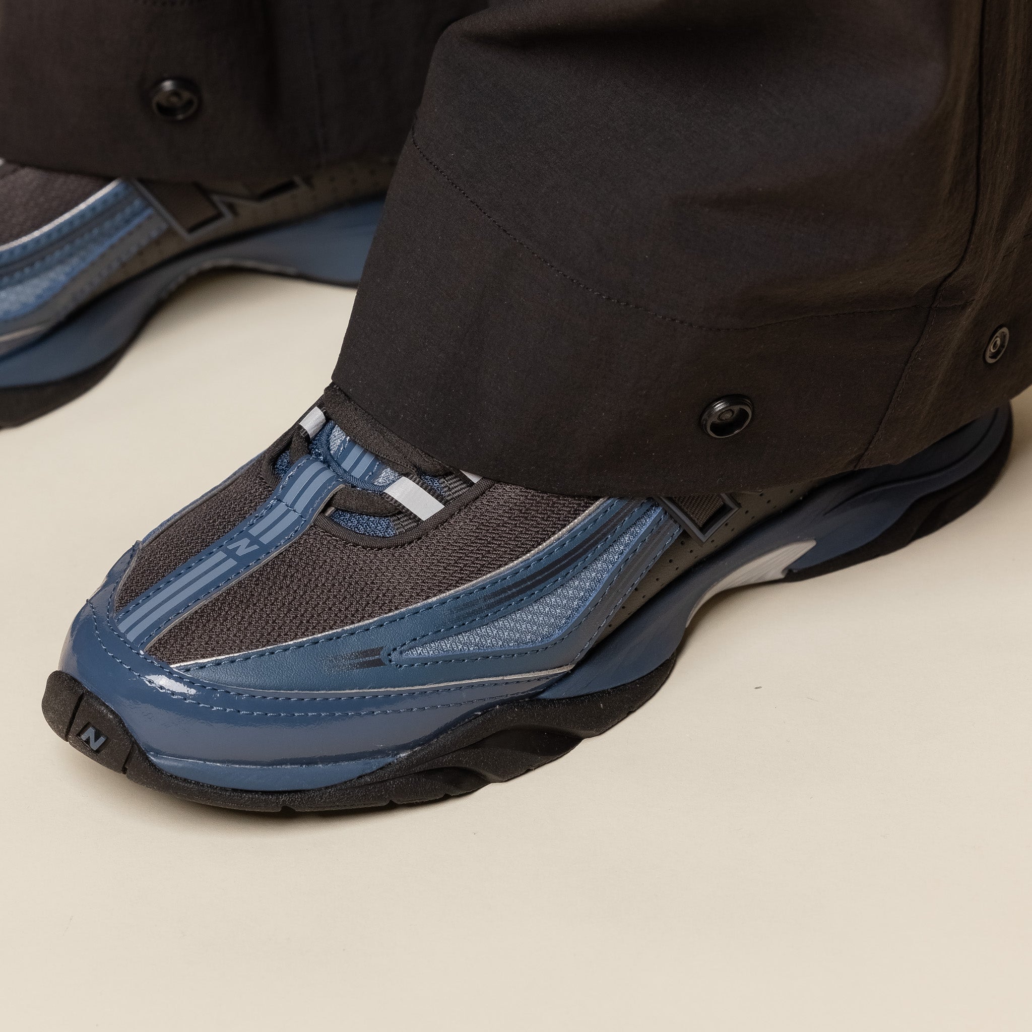 New Balance - RC56 Trainers - Black / Blue Gemstone