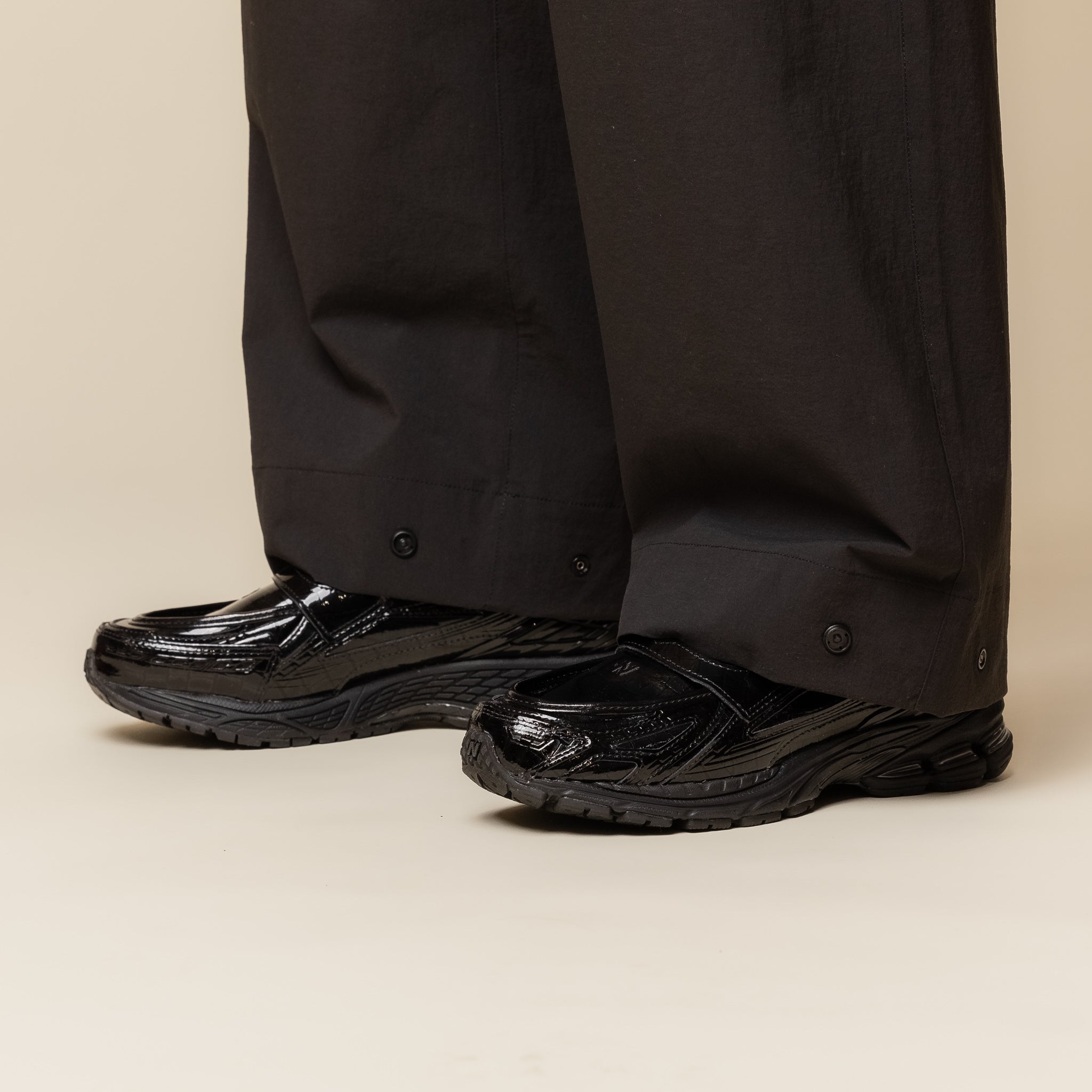 New Balance - 1906L Loafer Trainers - Black