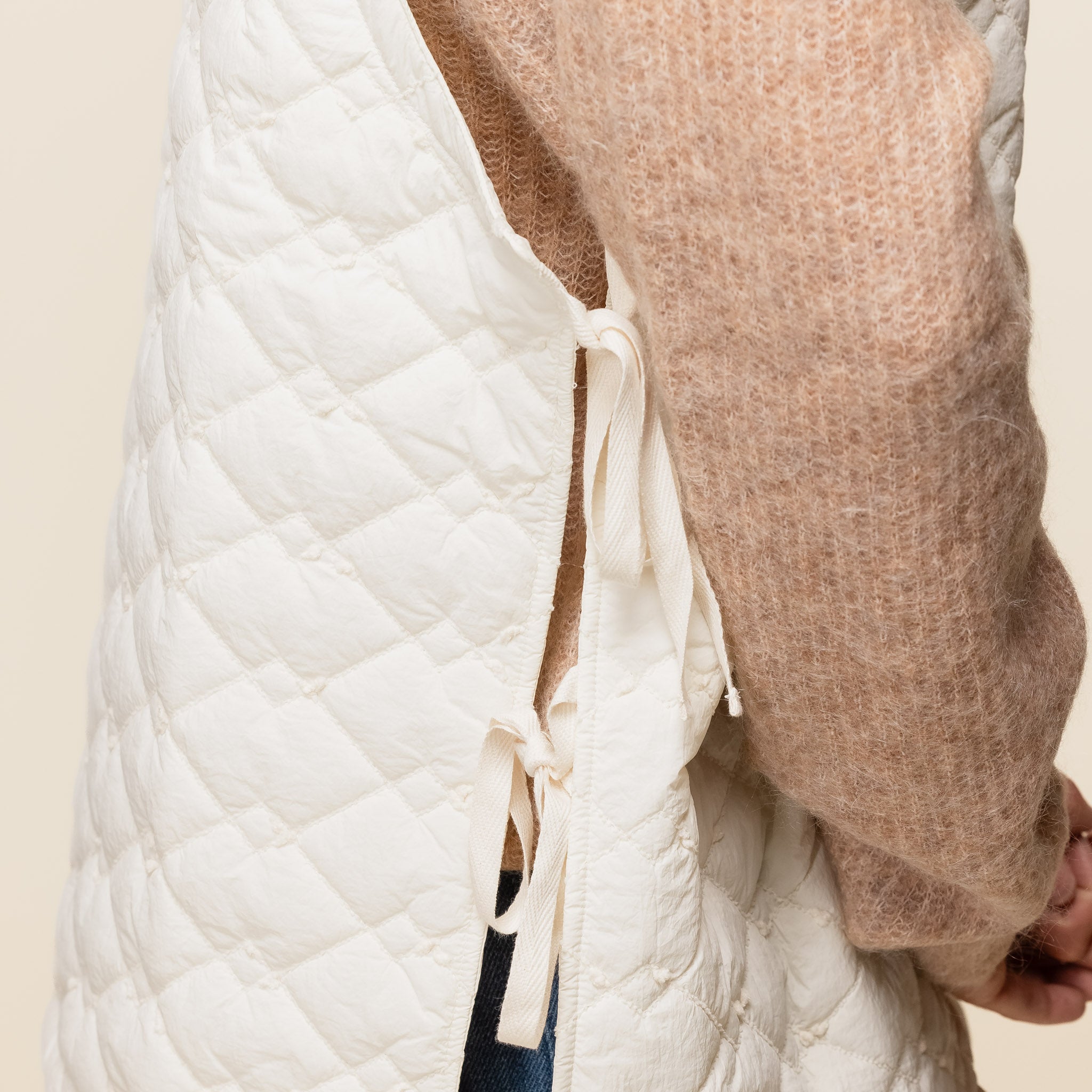 Merely Made - Premium Jacquard Quilt Vest Jacket - Cream White